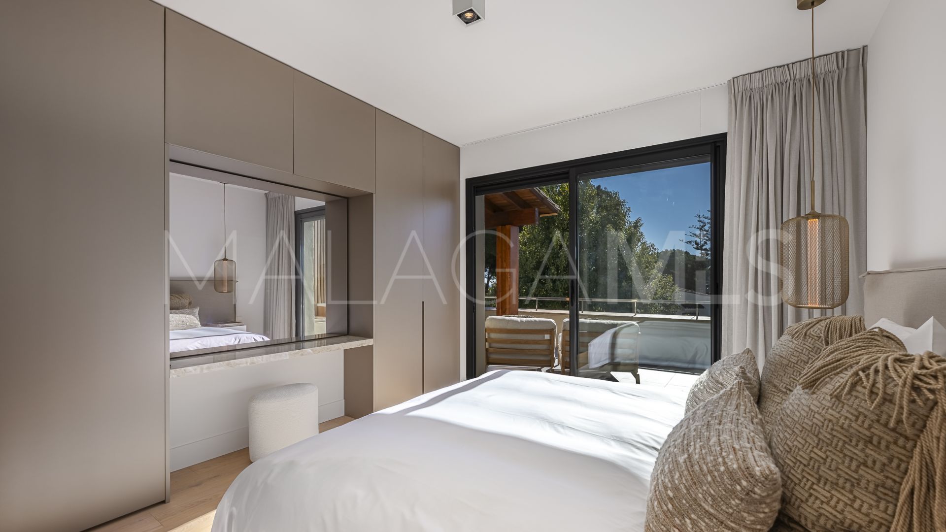 For sale apartment in Cascada de Camojan