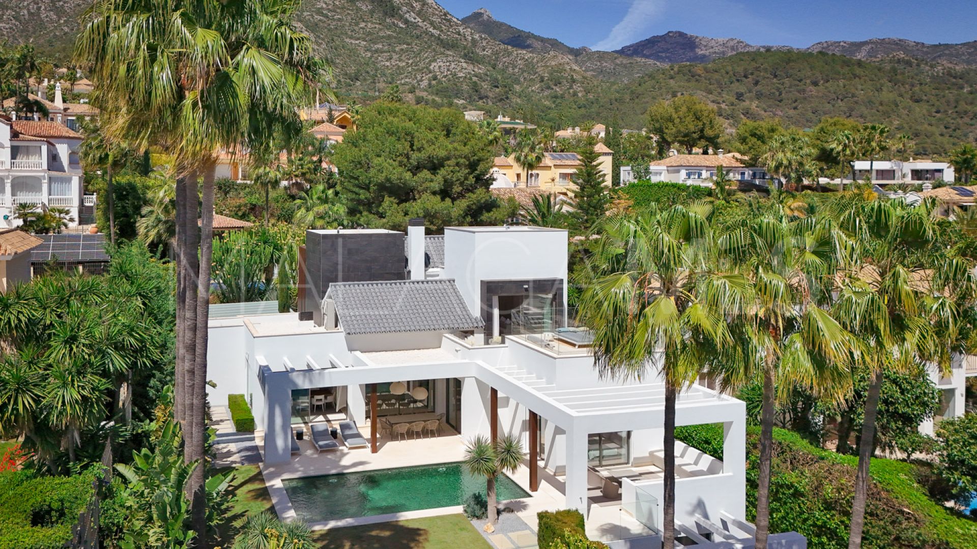 Villa for sale in Sierra Blanca