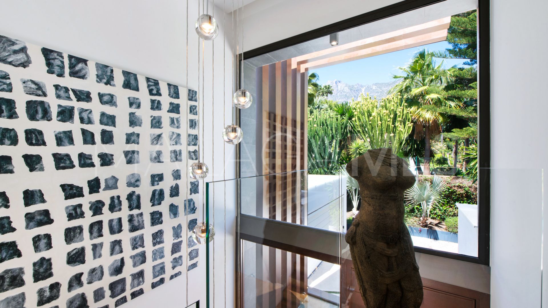 Villa for sale in Sierra Blanca