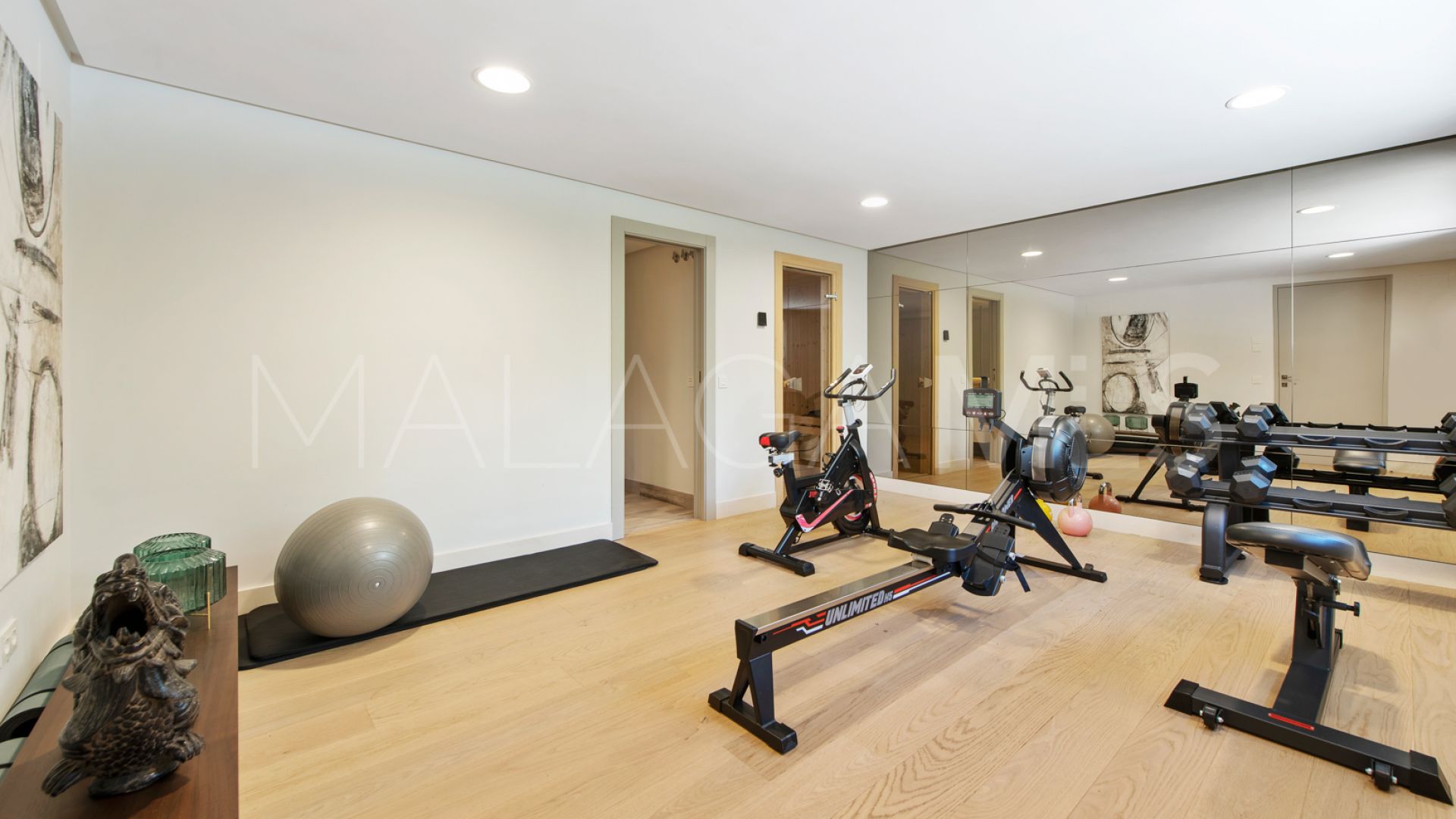 Villa for sale in Sierra Blanca