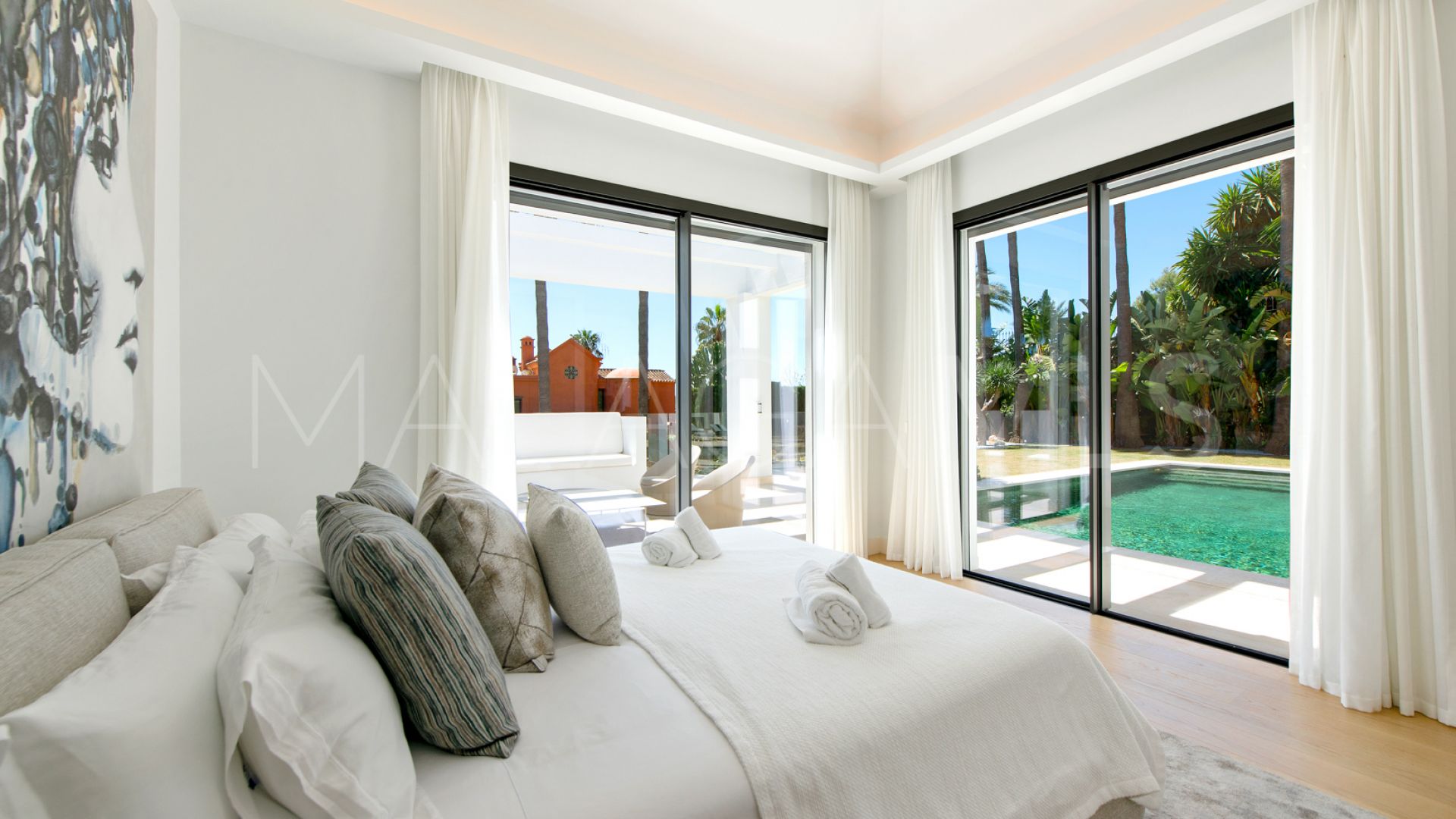 Villa for sale in Sierra Blanca