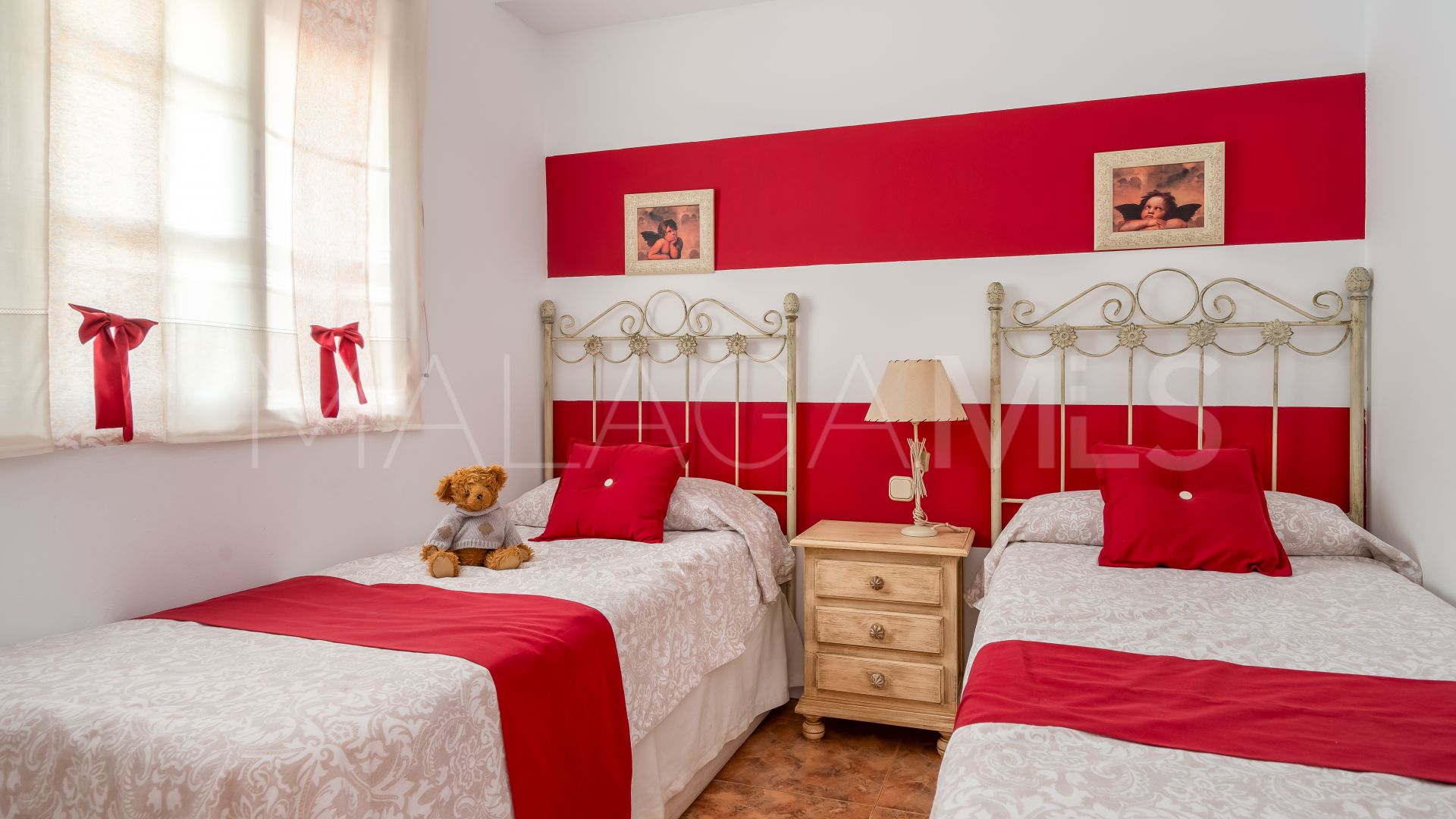 Erdgeschosswohnung for sale in Nueva Andalucia