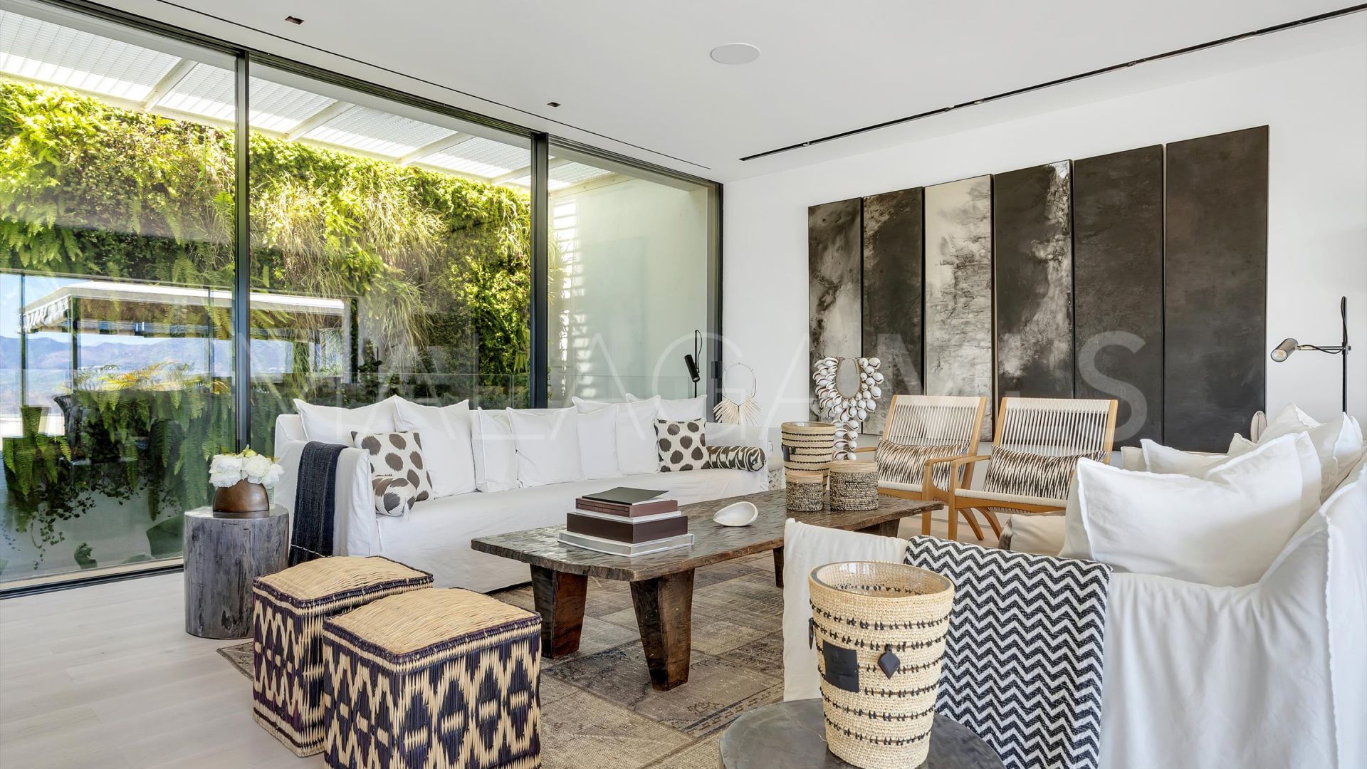 Villa for sale in La Mairena