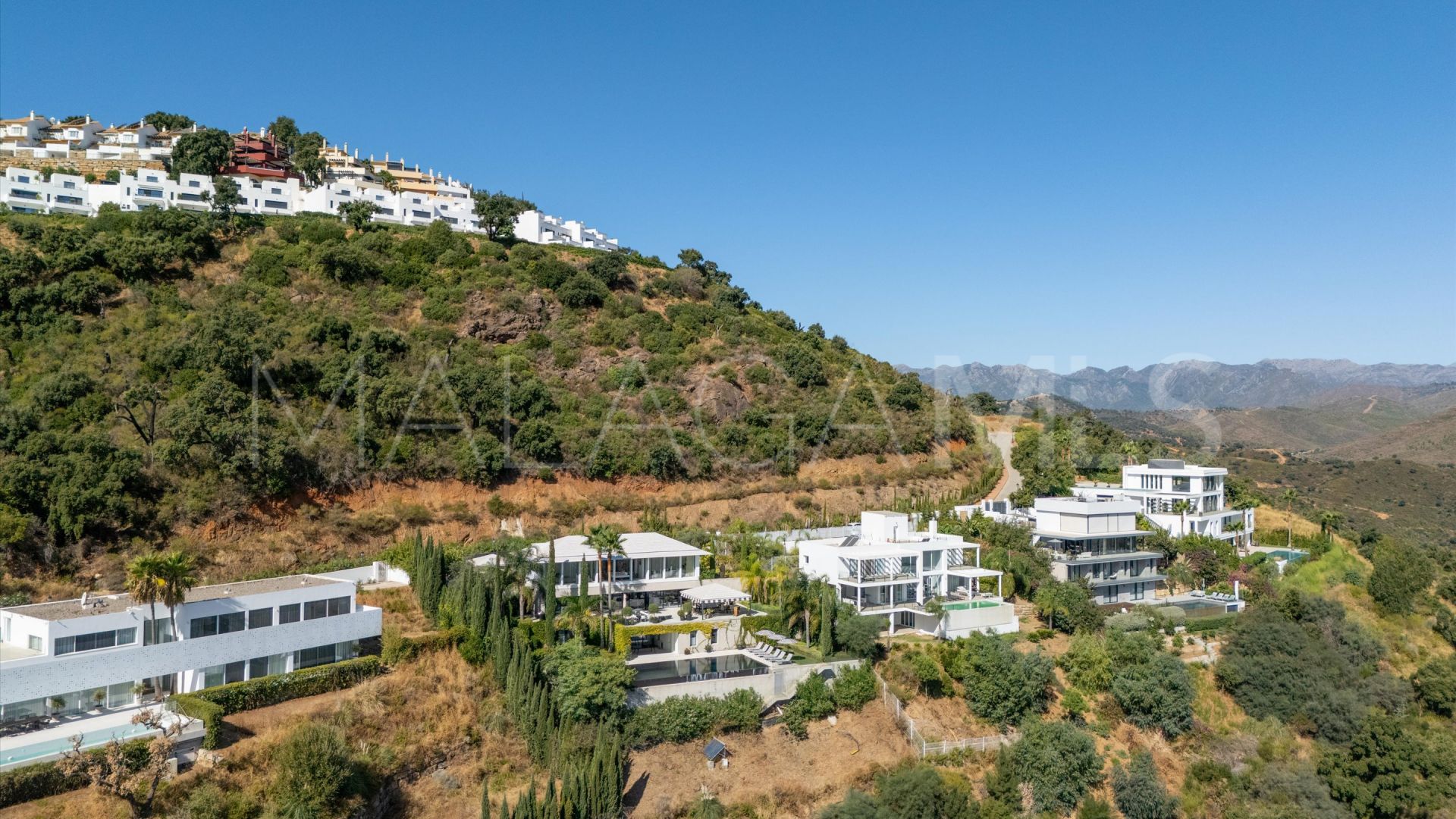Villa for sale in La Mairena