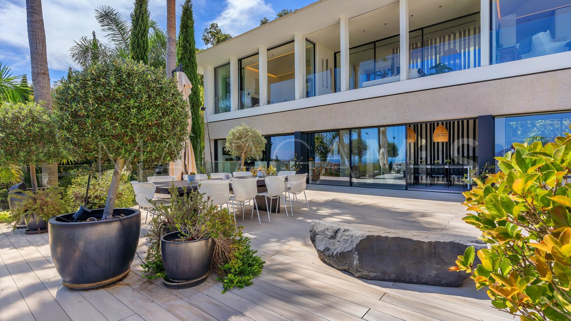 Villa for sale in La Mairena