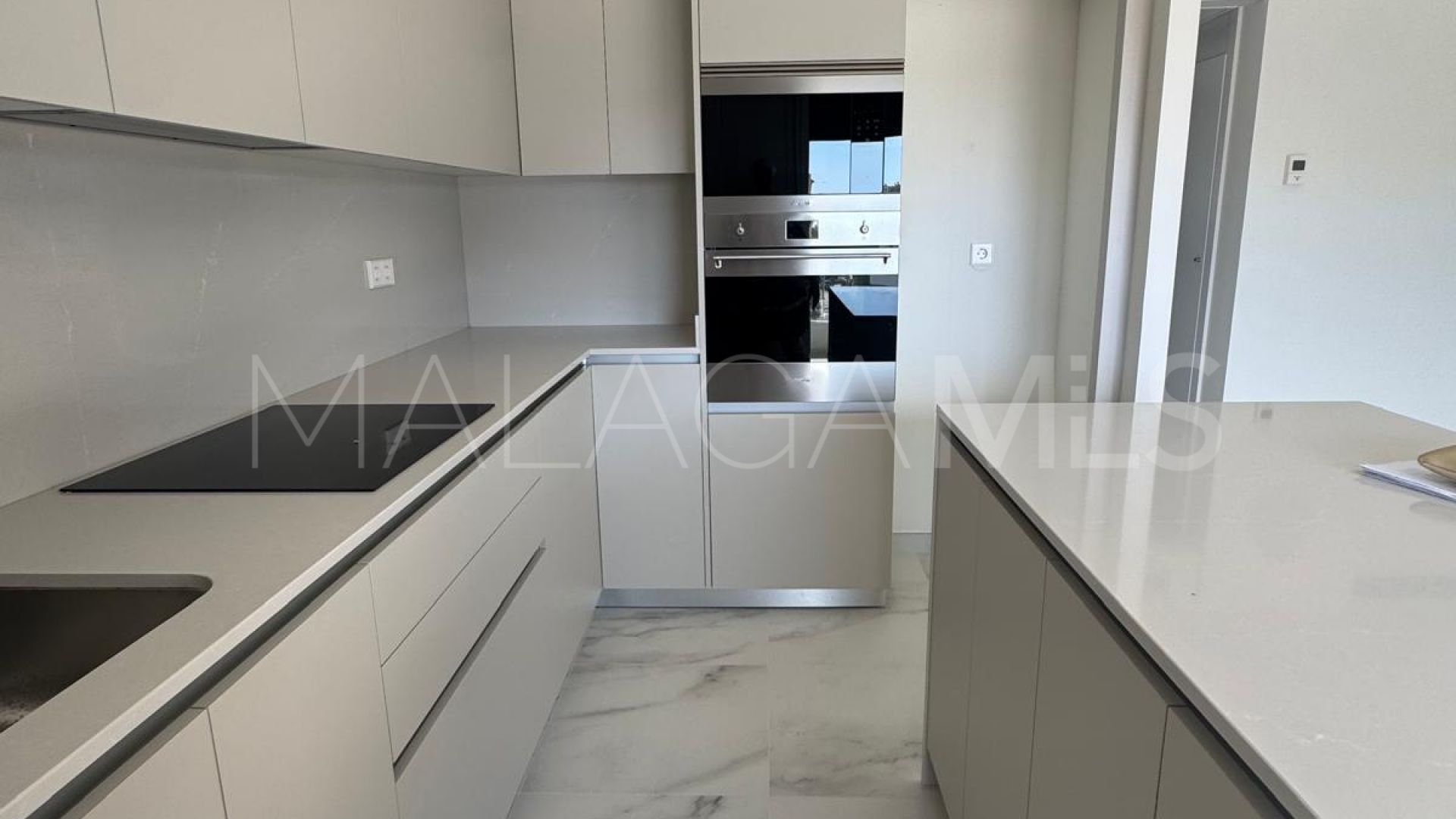 Apartment for sale in Estepona