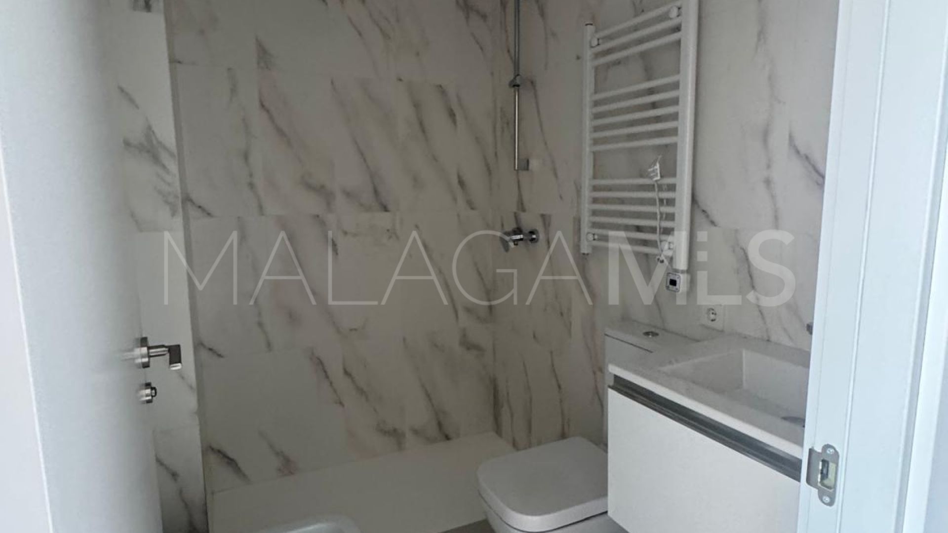 Apartment for sale in Estepona