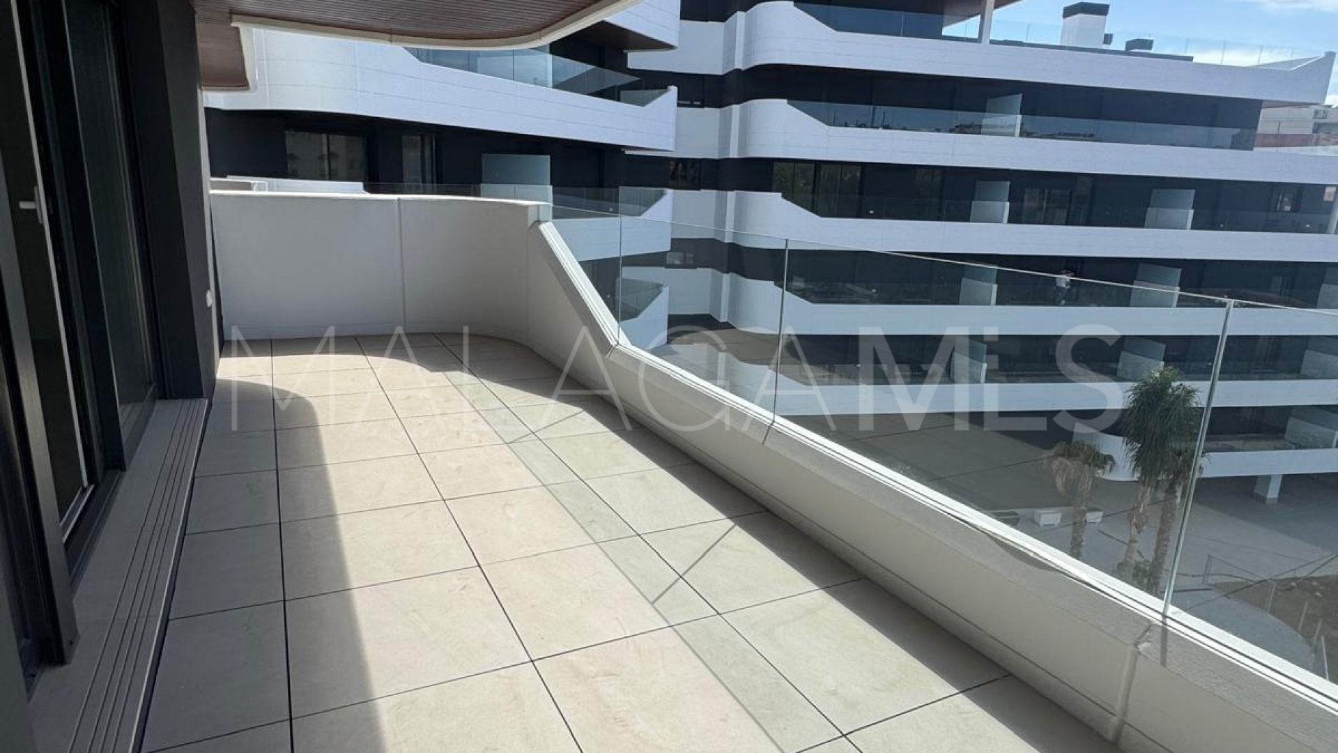 Apartment for sale in Estepona