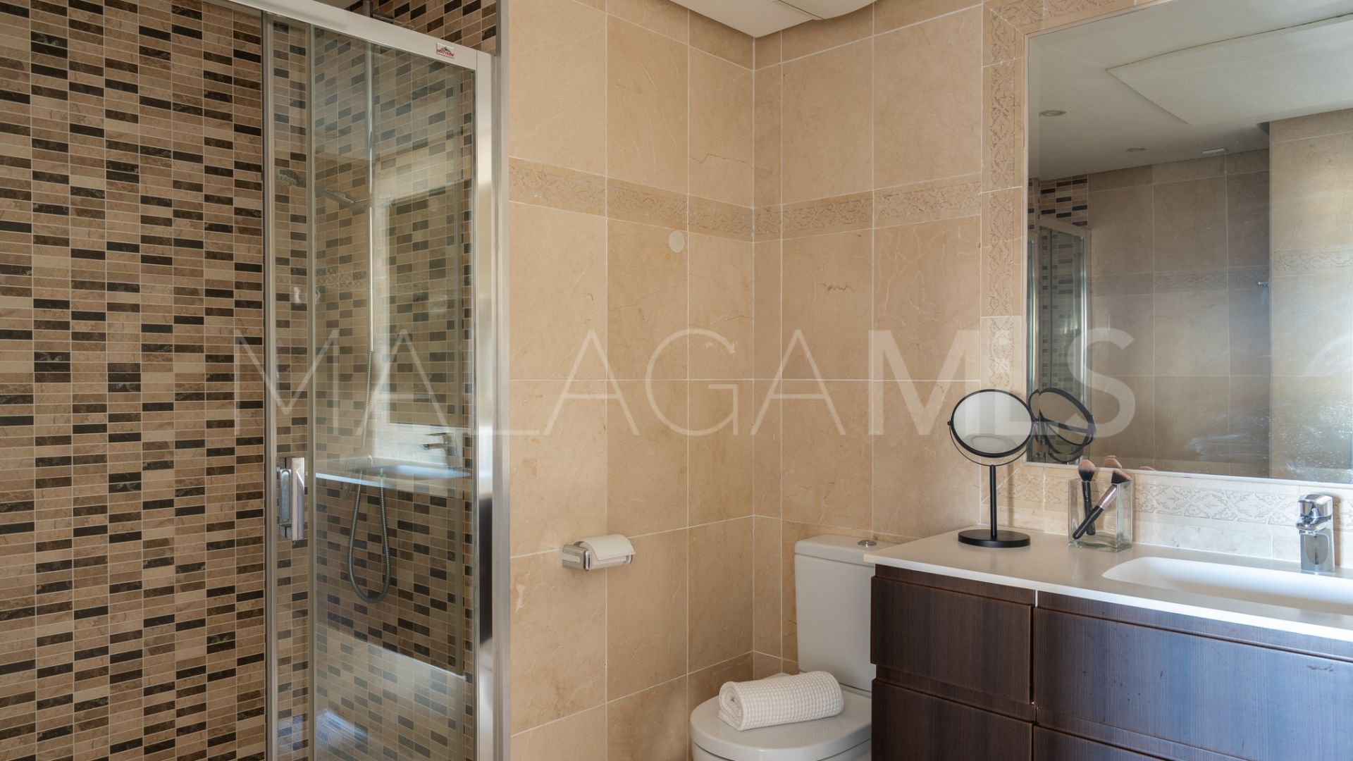 Duplex penthouse for sale in Puerto Marina