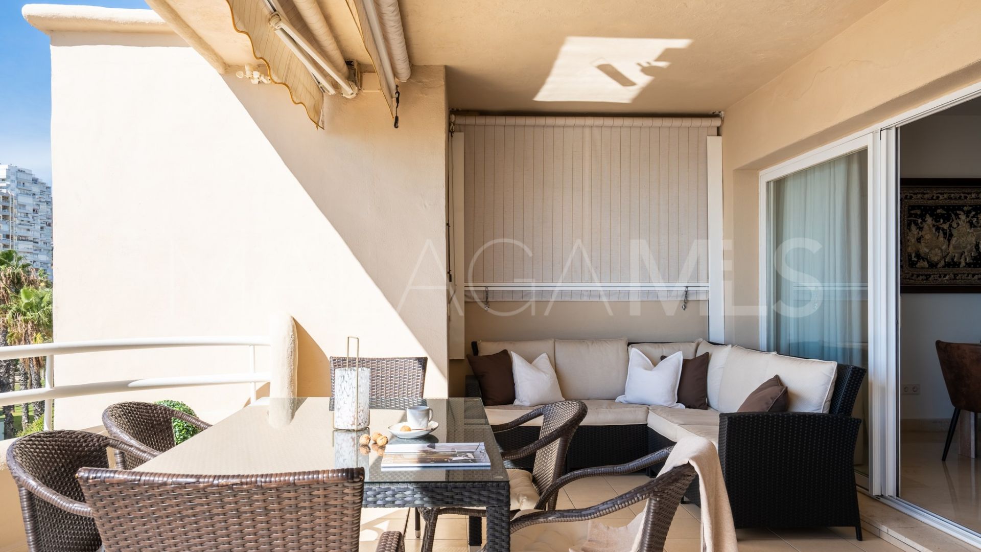 Duplex penthouse for sale in Puerto Marina