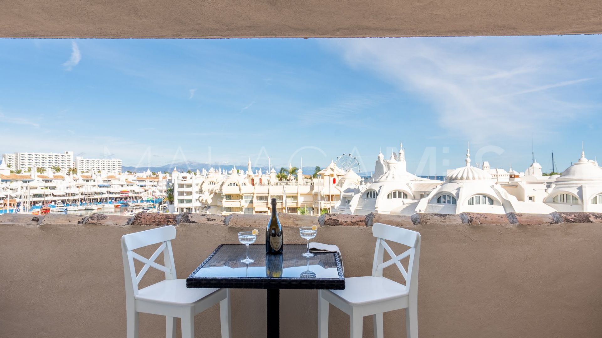 Duplex penthouse for sale in Puerto Marina