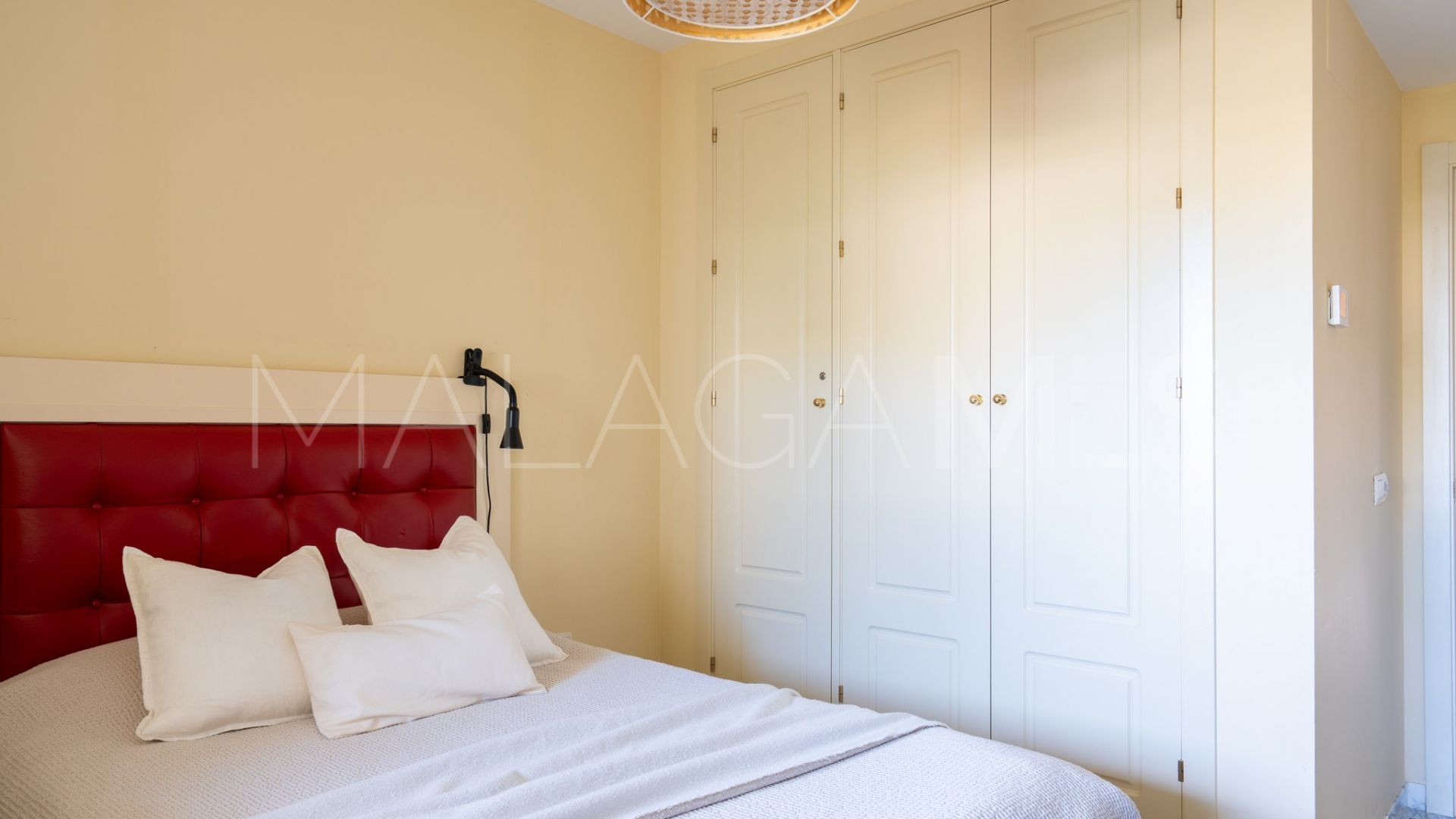 For sale 2 bedrooms apartment in Mijas Costa