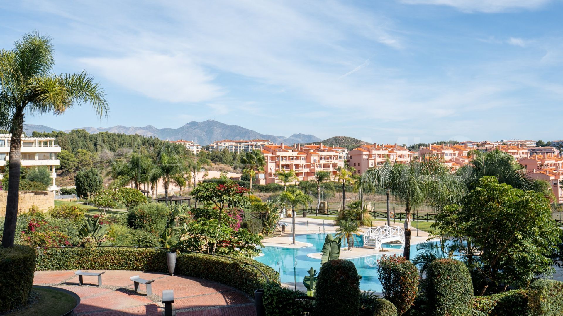 For sale 2 bedrooms apartment in Mijas Costa