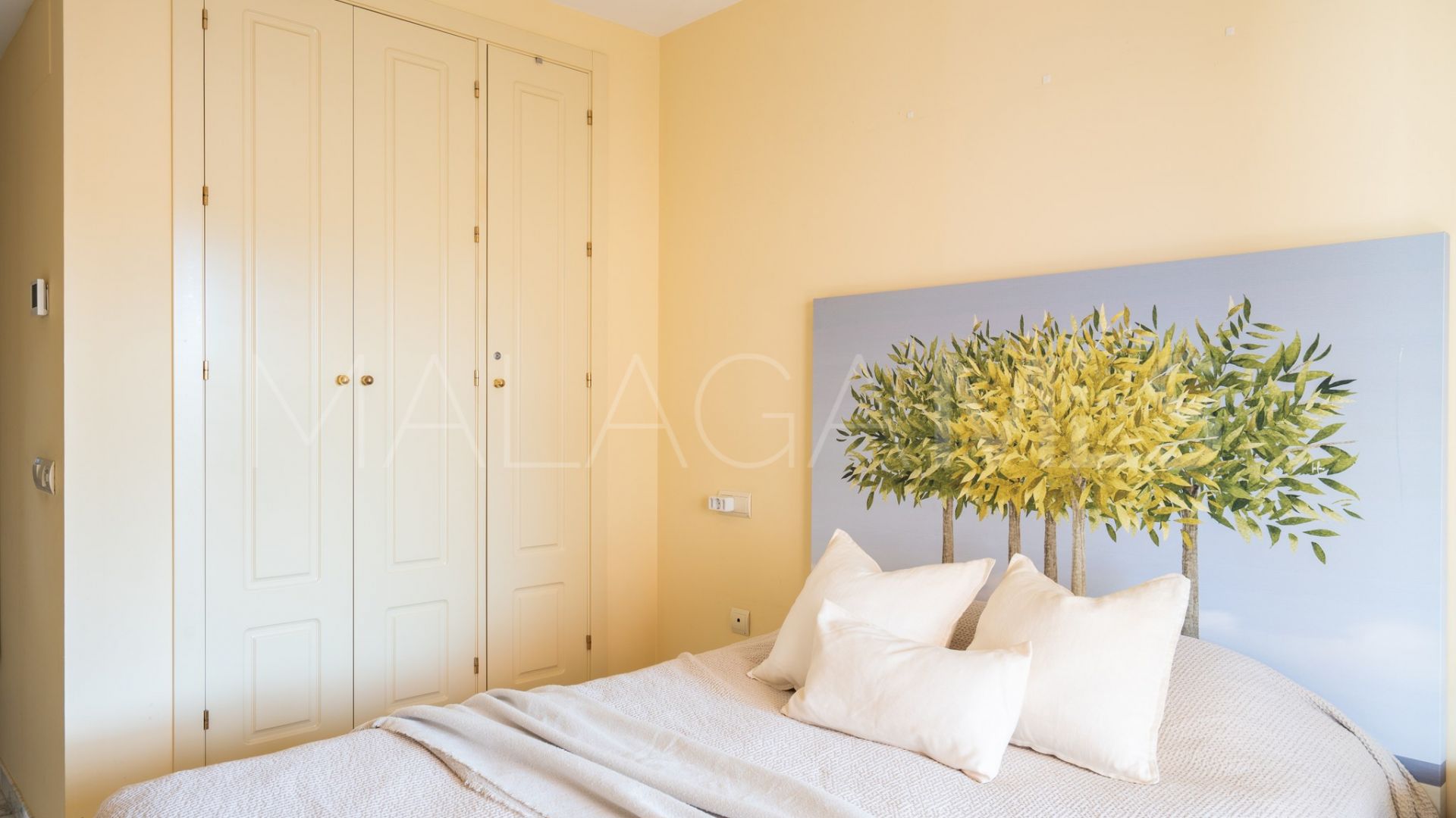 For sale 2 bedrooms apartment in Mijas Costa