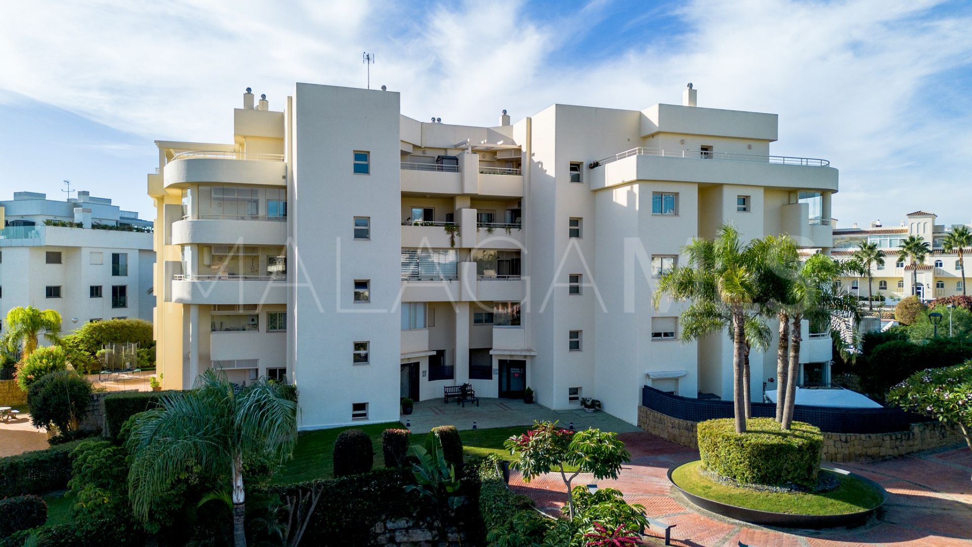 For sale 2 bedrooms apartment in Mijas Costa