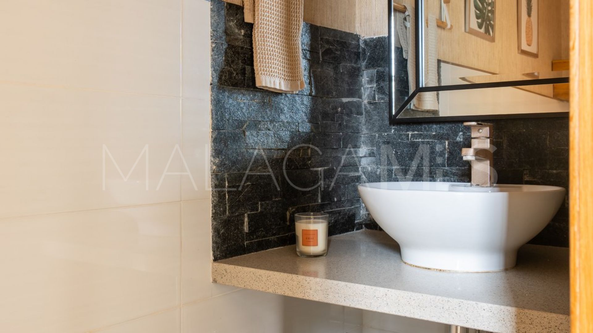 House for sale in Sierrezuela with 5 bedrooms