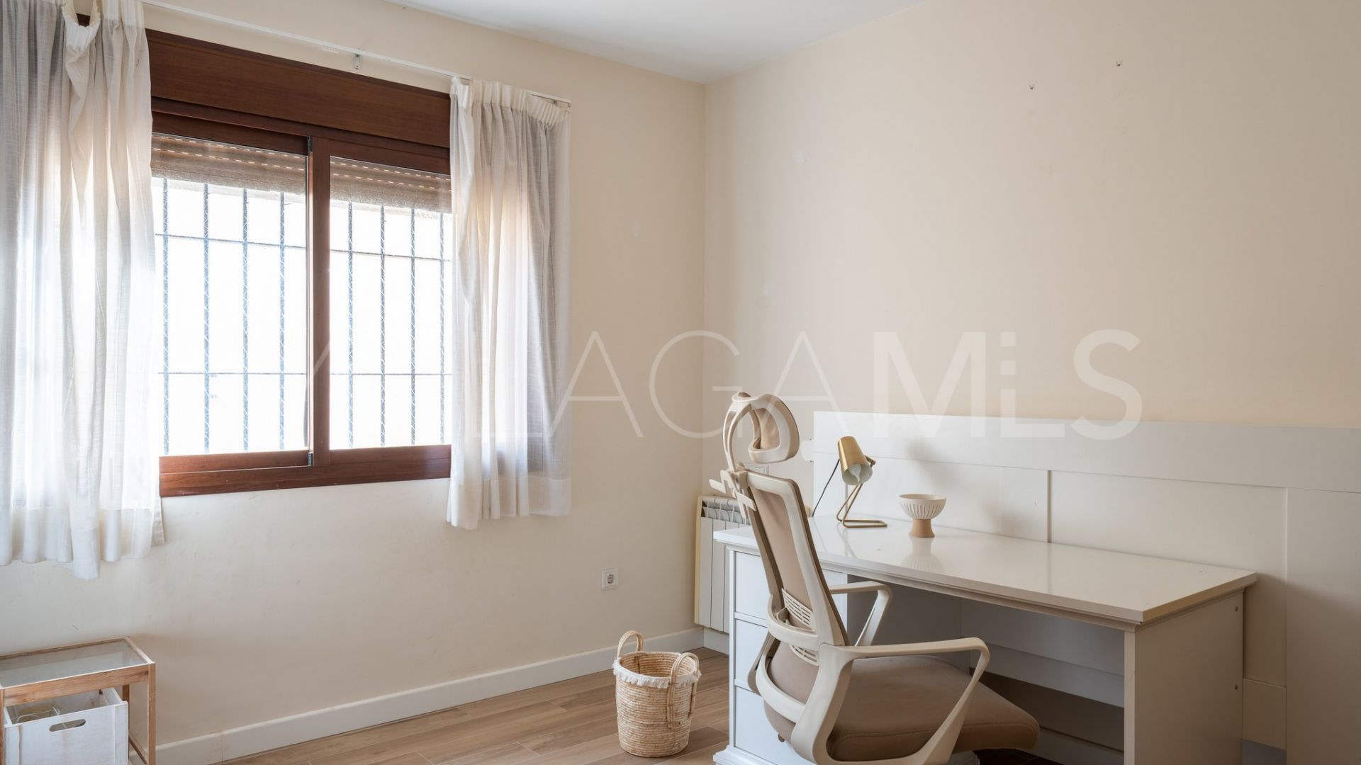 House for sale in Sierrezuela with 5 bedrooms