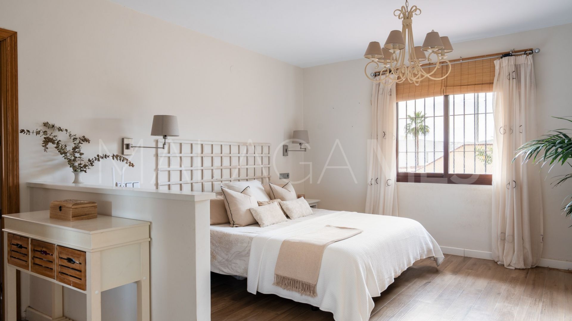 House for sale in Sierrezuela with 5 bedrooms