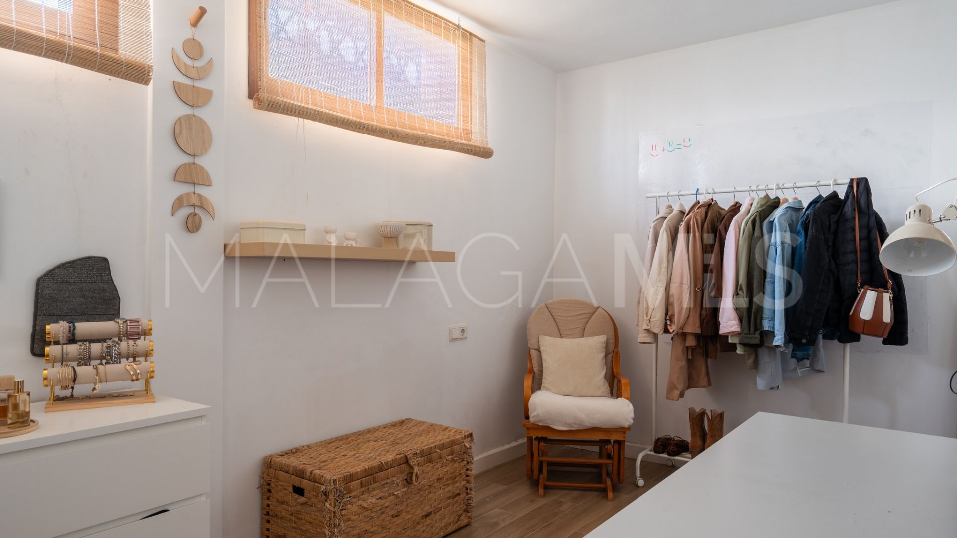 House for sale in Sierrezuela with 5 bedrooms