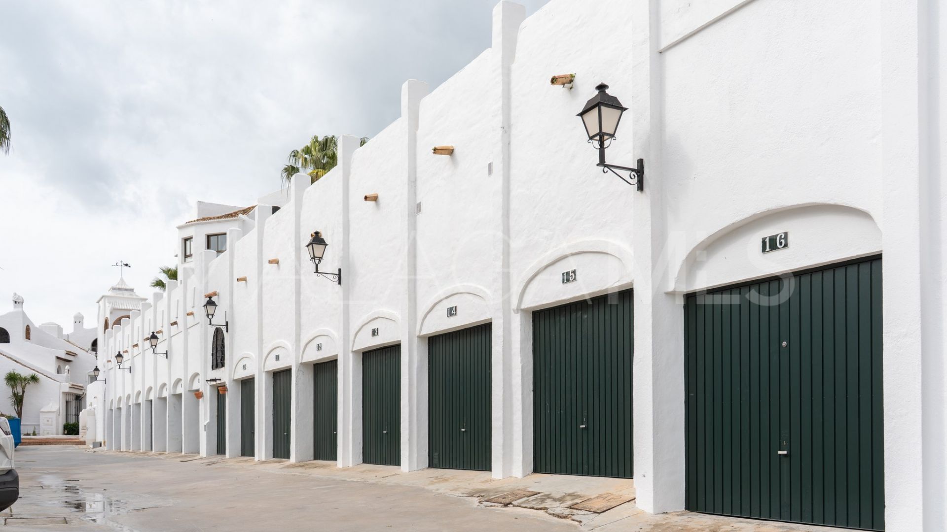 Radhus for sale in Torrequebrada