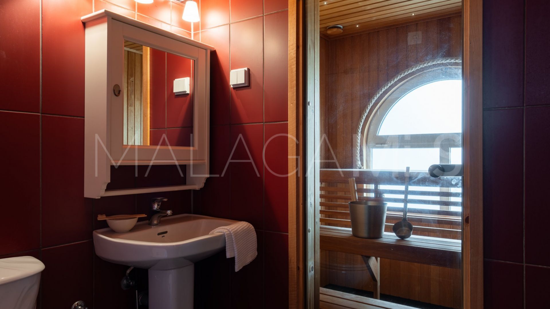 Radhus for sale in Torrequebrada