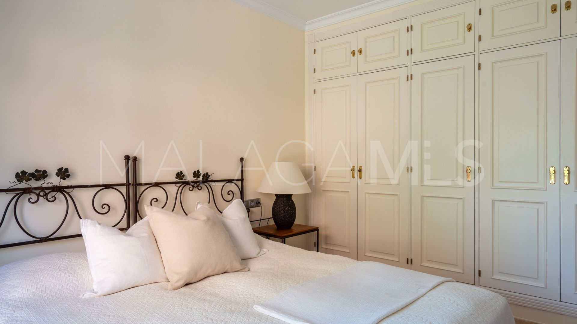 Apartamento for sale in Andalucia Alta