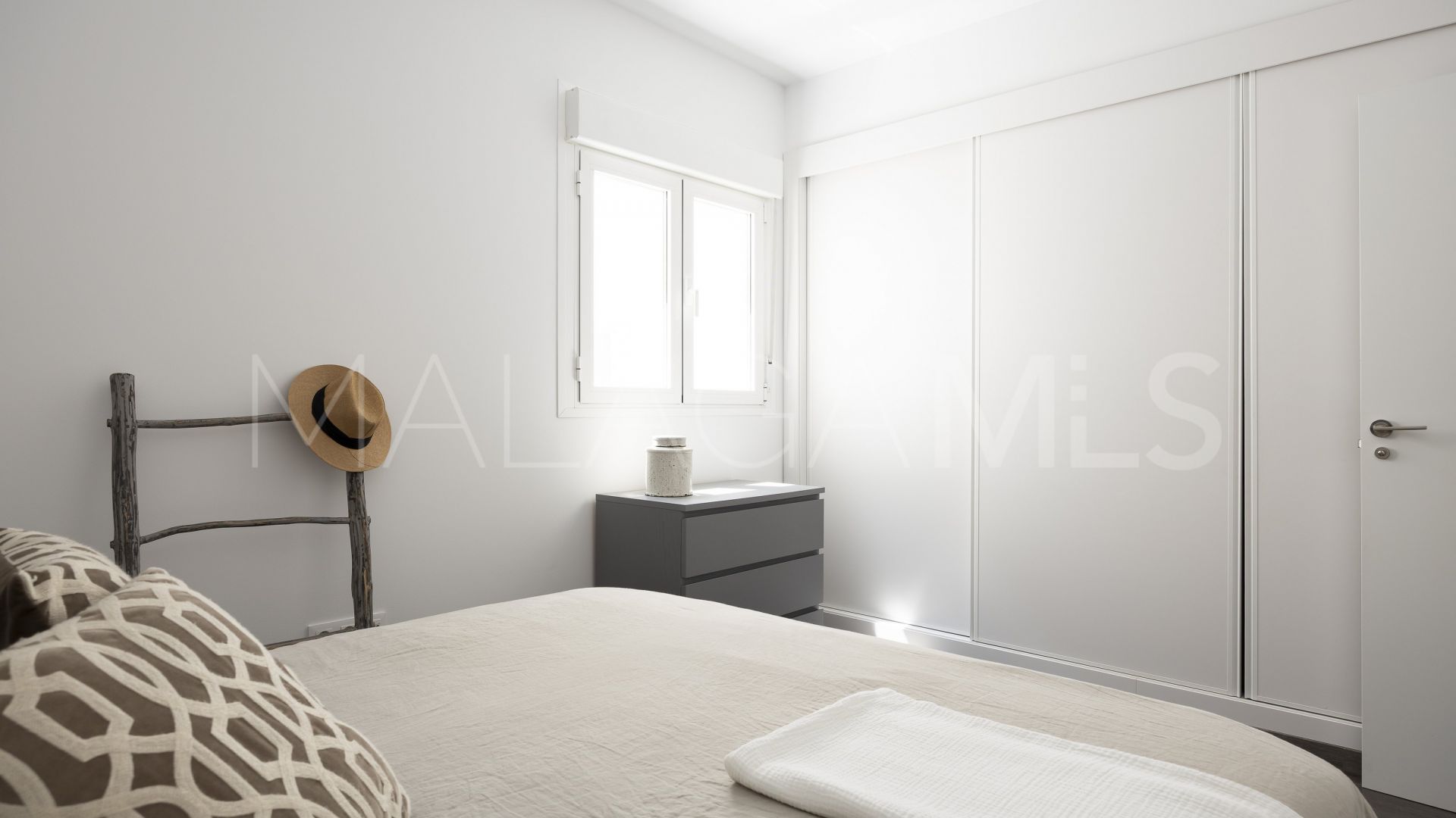 Apartamento de 2 bedrooms a la venta in Estepona Ciudad