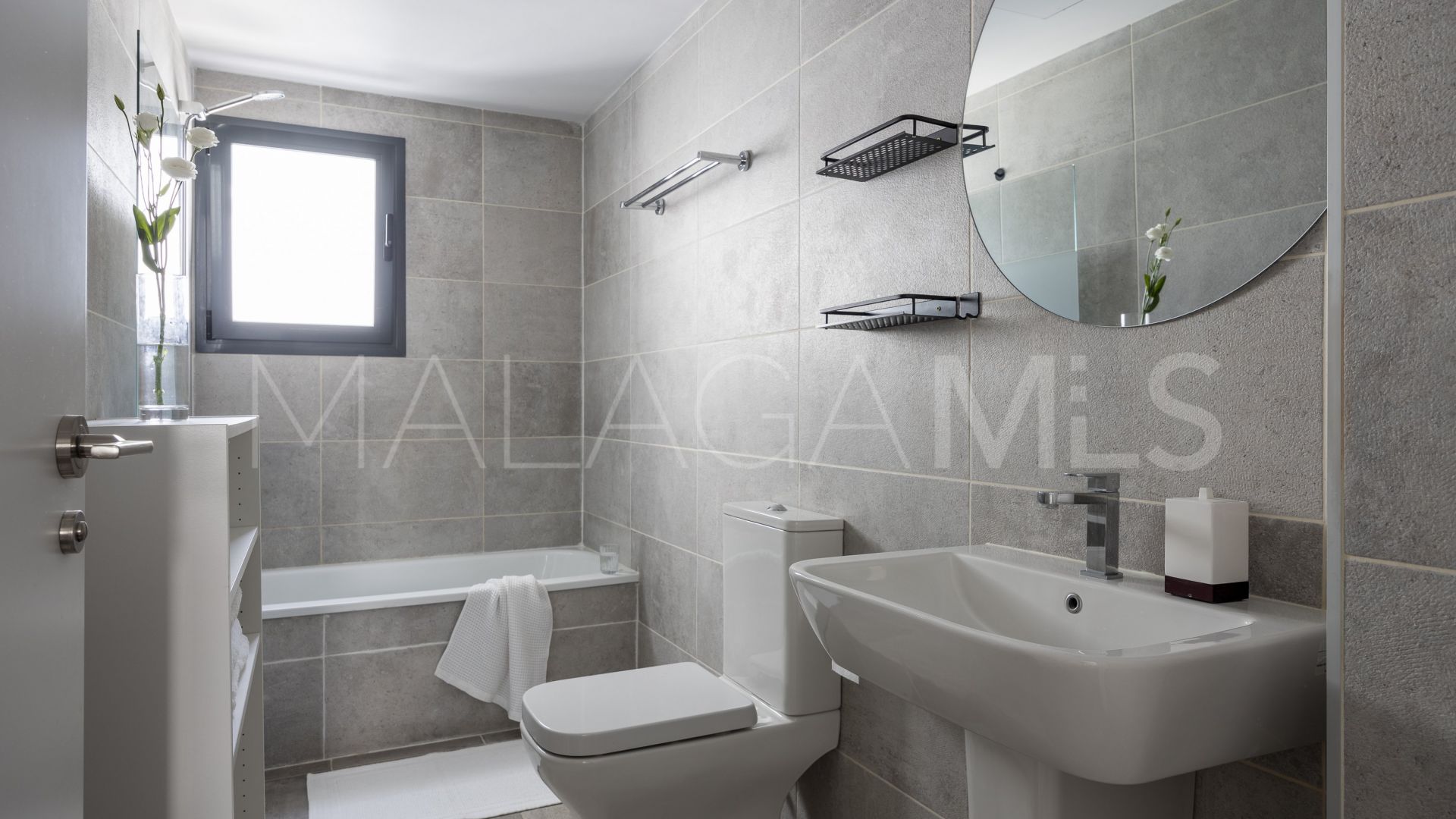 Apartamento de 2 bedrooms a la venta in Estepona Ciudad