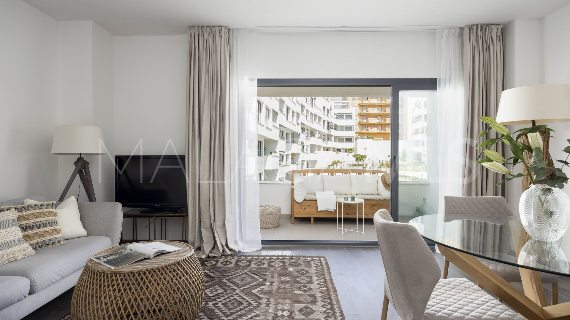 Apartamento de 2 bedrooms a la venta in Estepona Ciudad