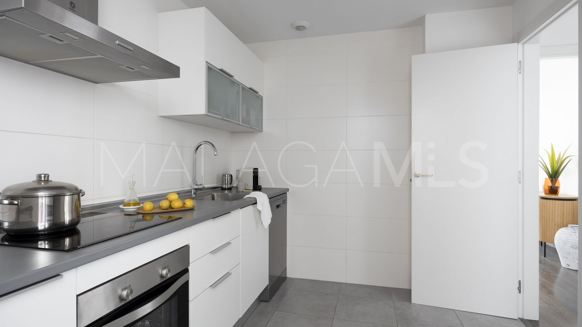 Apartamento de 2 bedrooms a la venta in Estepona Ciudad