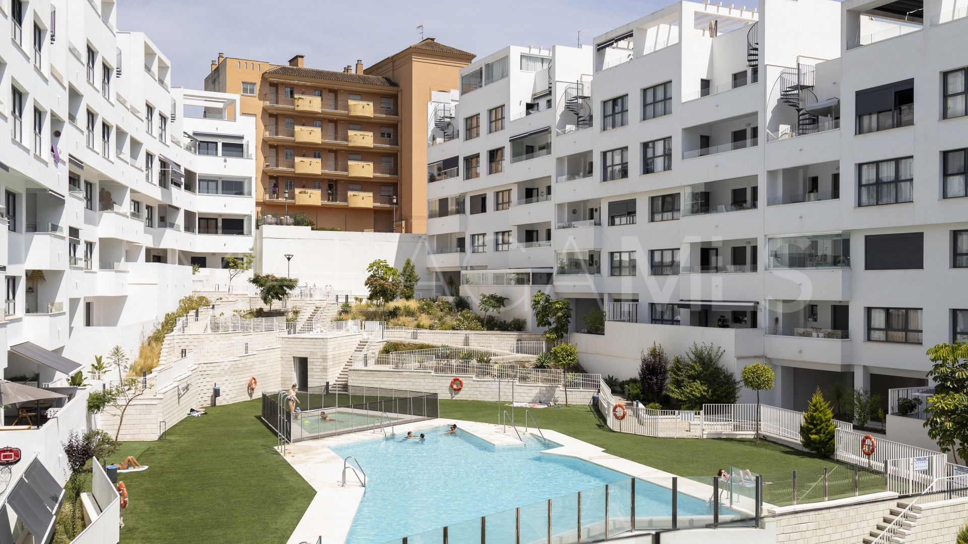 Apartamento de 2 bedrooms a la venta in Estepona Ciudad