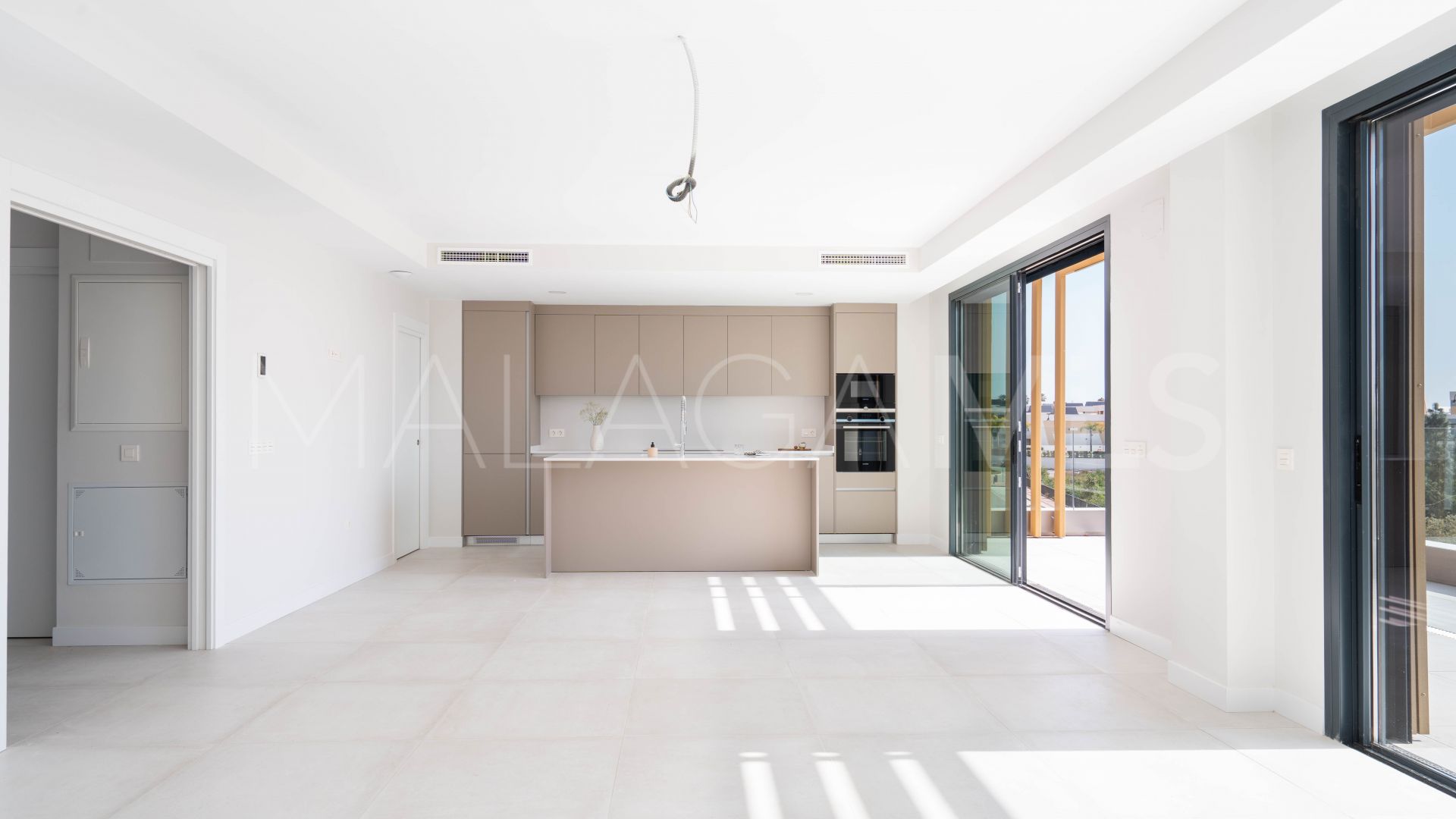 Buy 3 bedrooms town house in El Chaparral