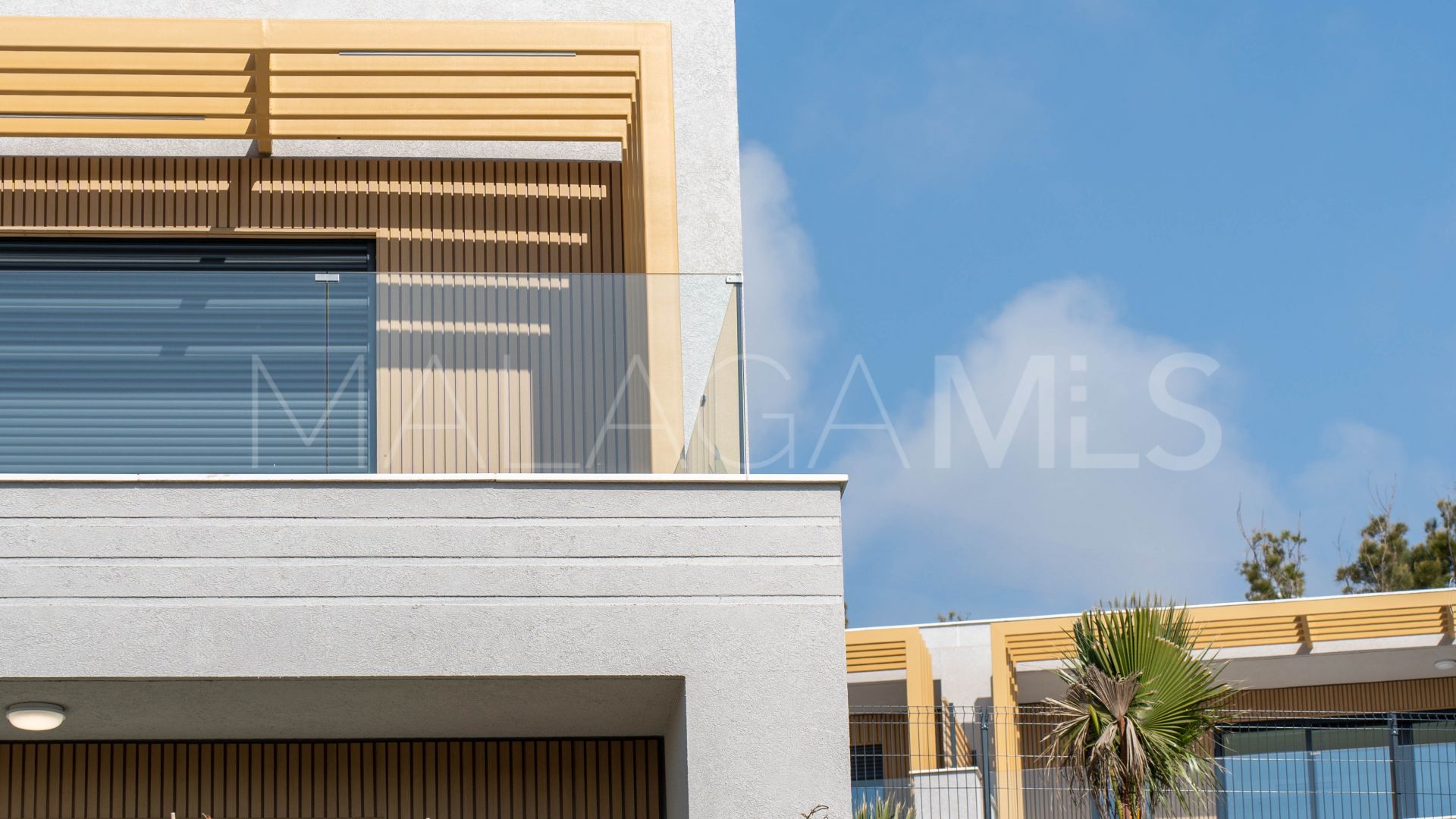 Buy 3 bedrooms town house in El Chaparral