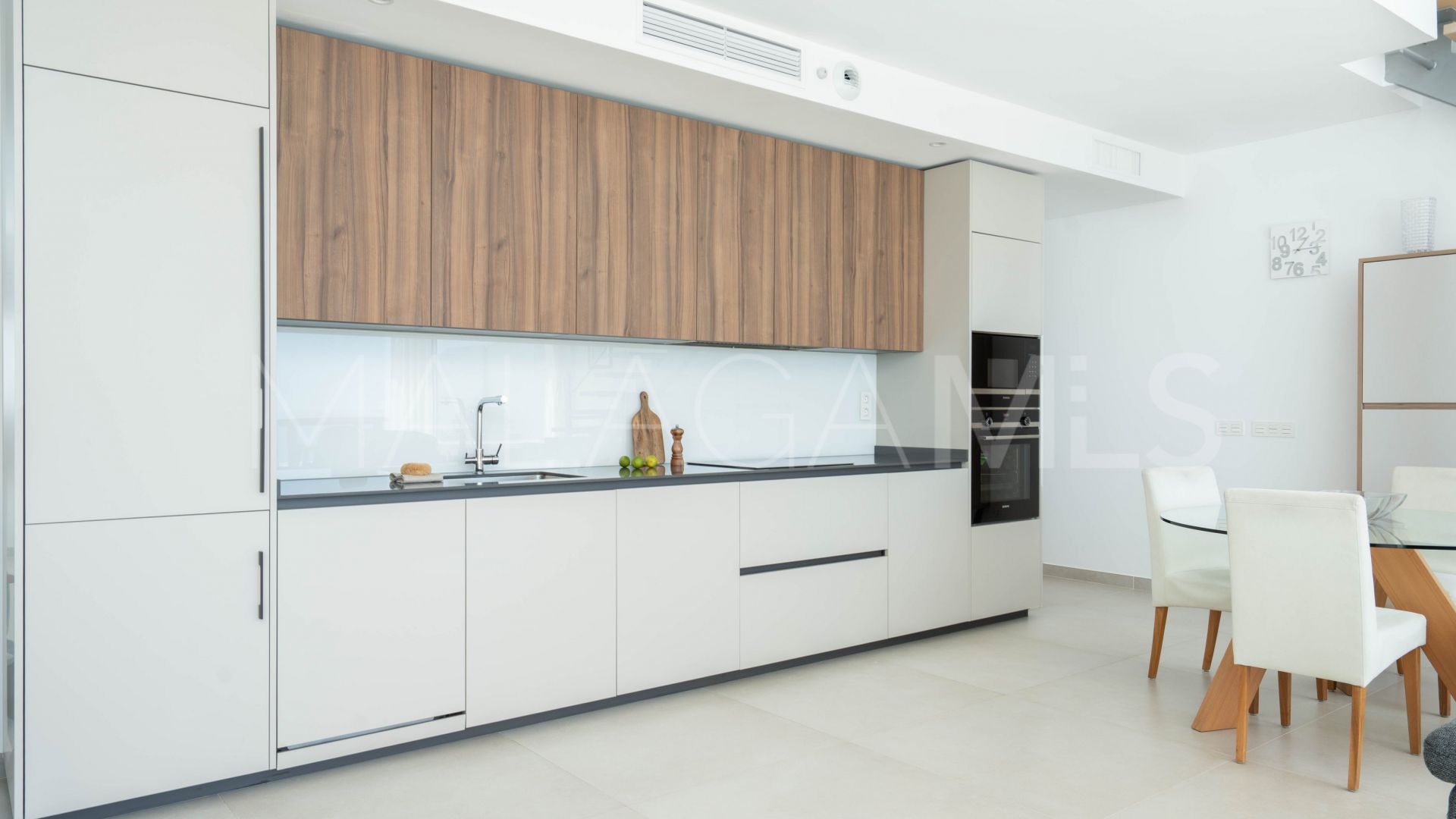 Se vende atico duplex de 3 bedrooms in Benalmadena