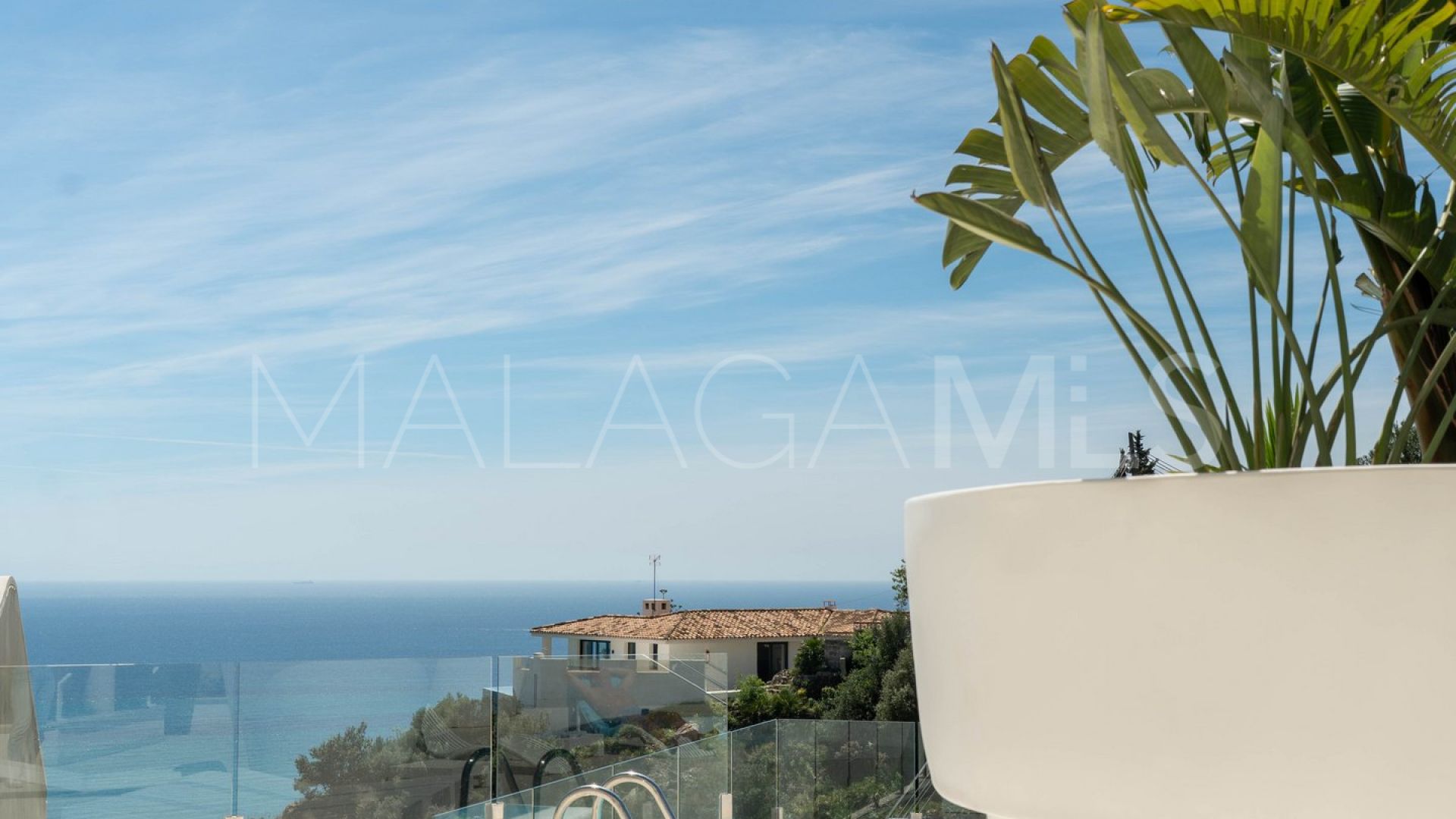 Se vende atico duplex de 3 bedrooms in Benalmadena