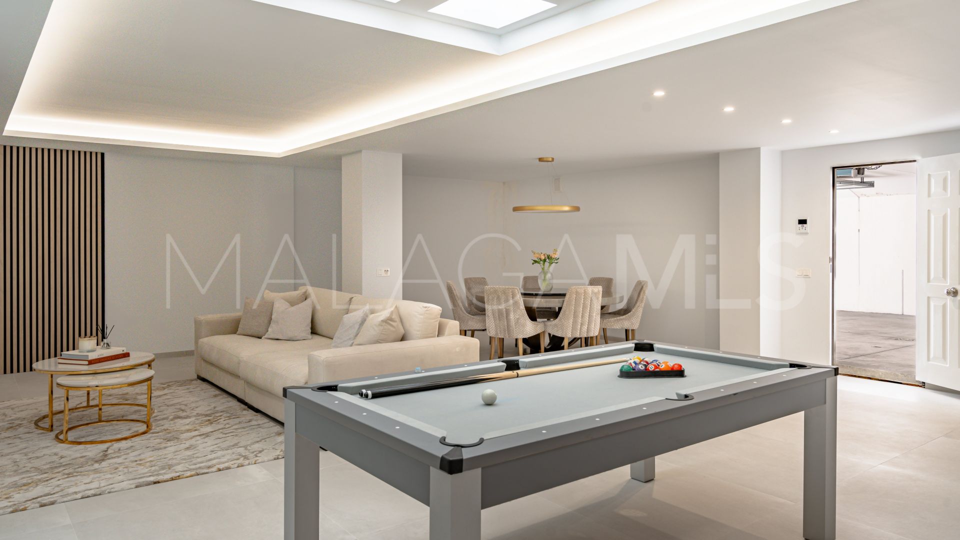 Villa for sale in Cala de Mijas