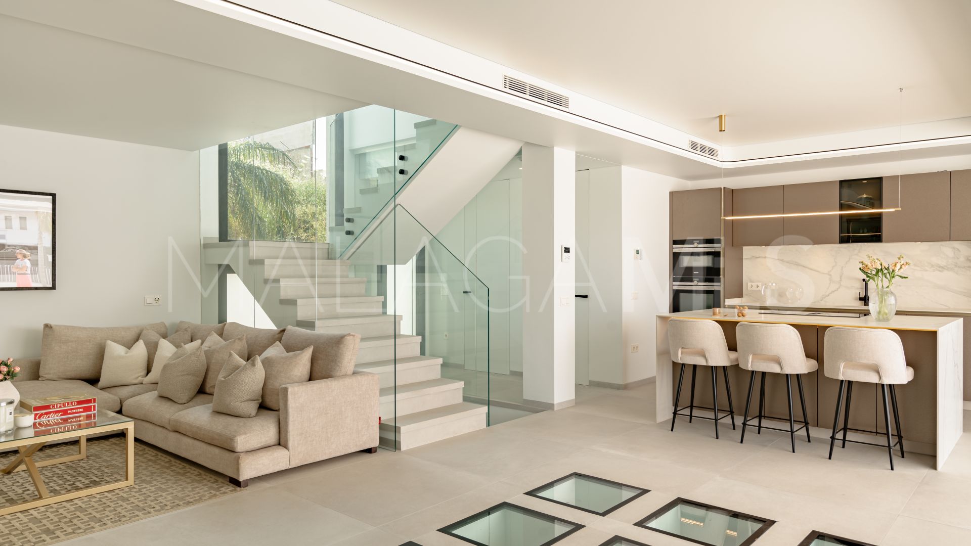 Villa for sale in Cala de Mijas