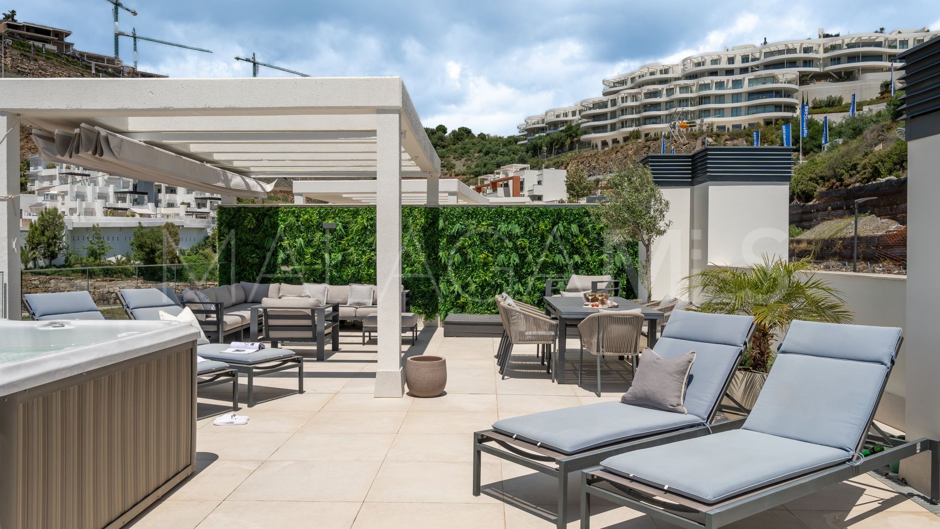 Penthaus for sale in Alborada Homes