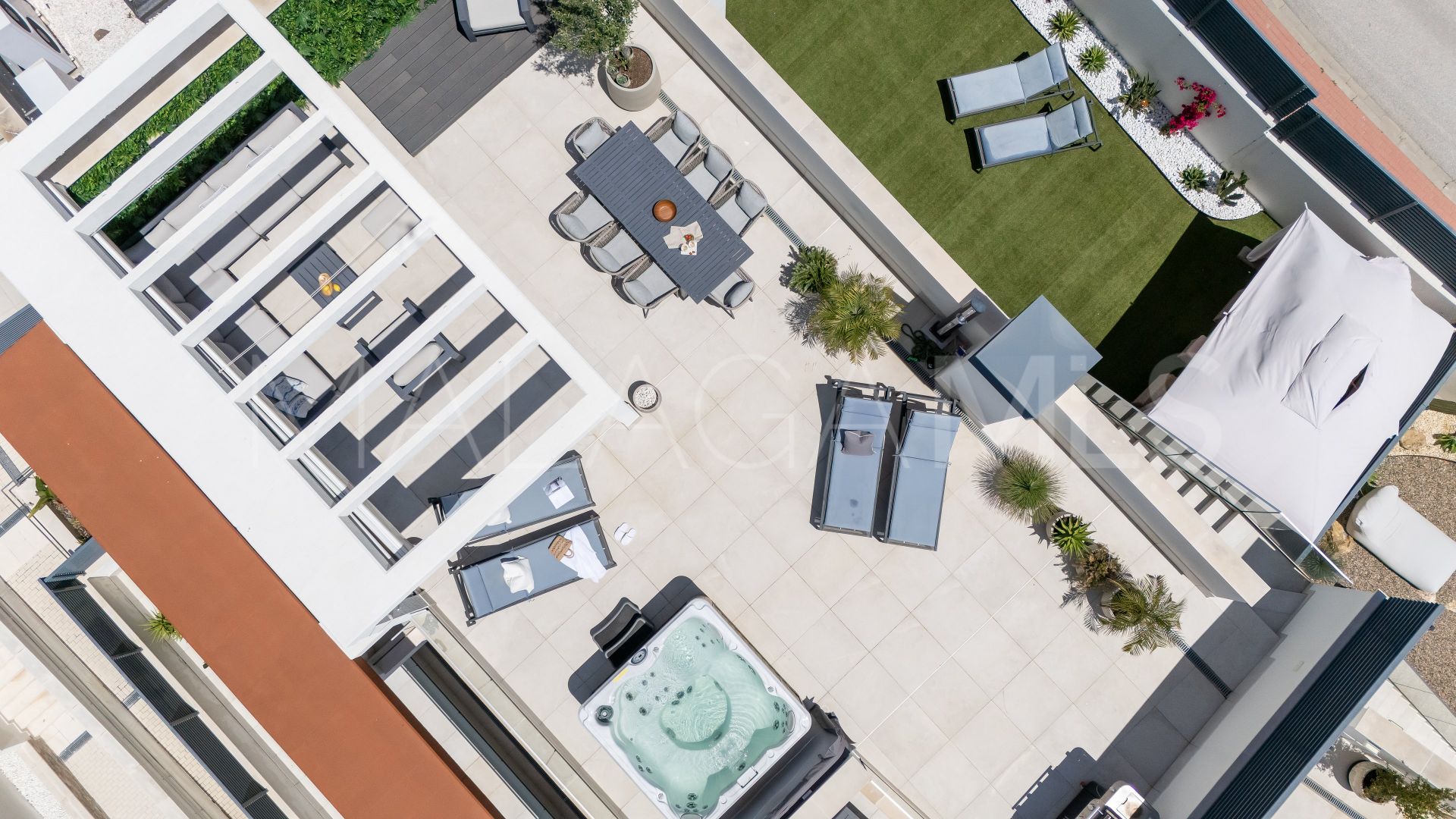 Penthaus for sale in Alborada Homes