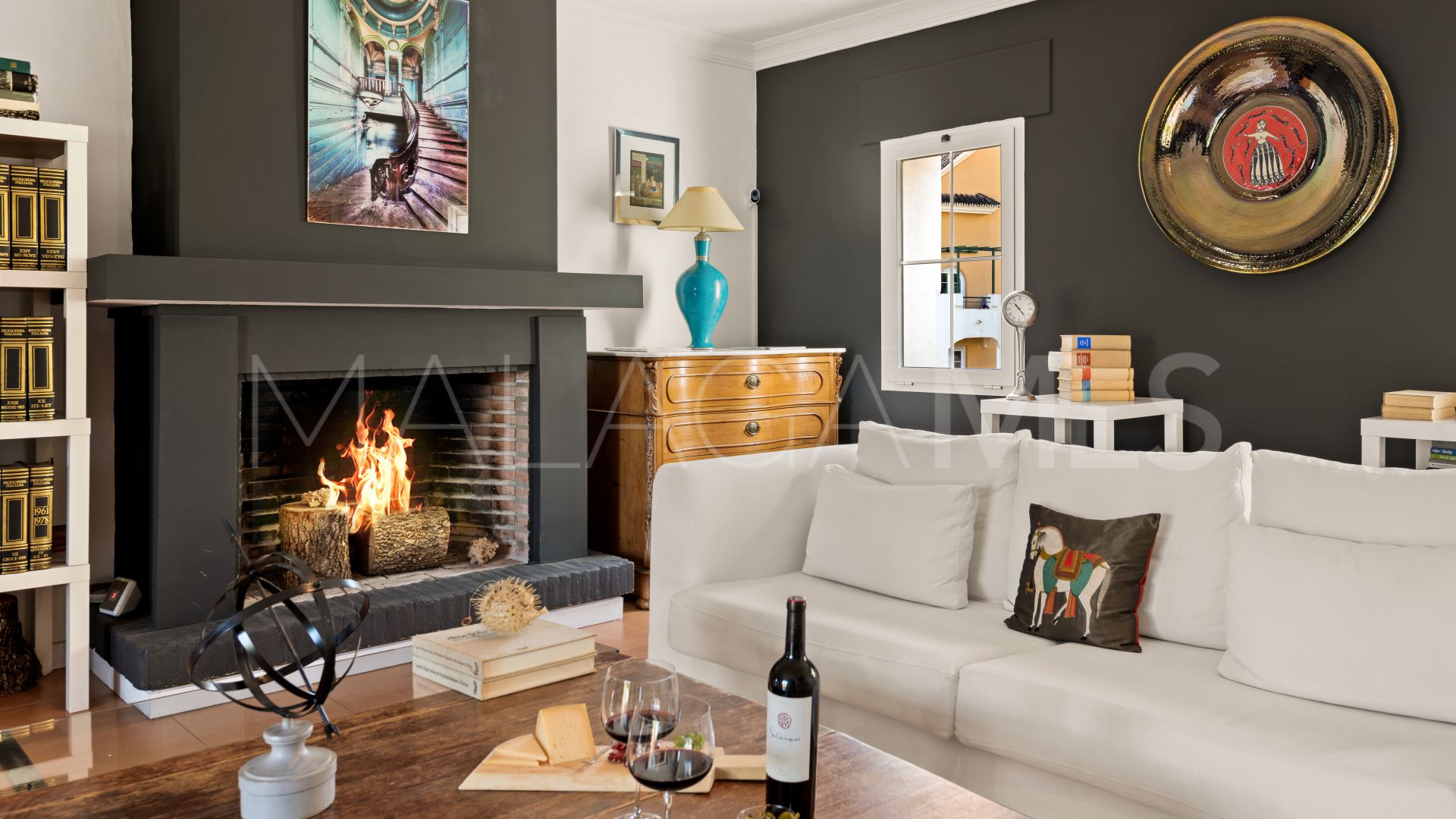 For sale penthouse with 3 bedrooms in Nueva Andalucia