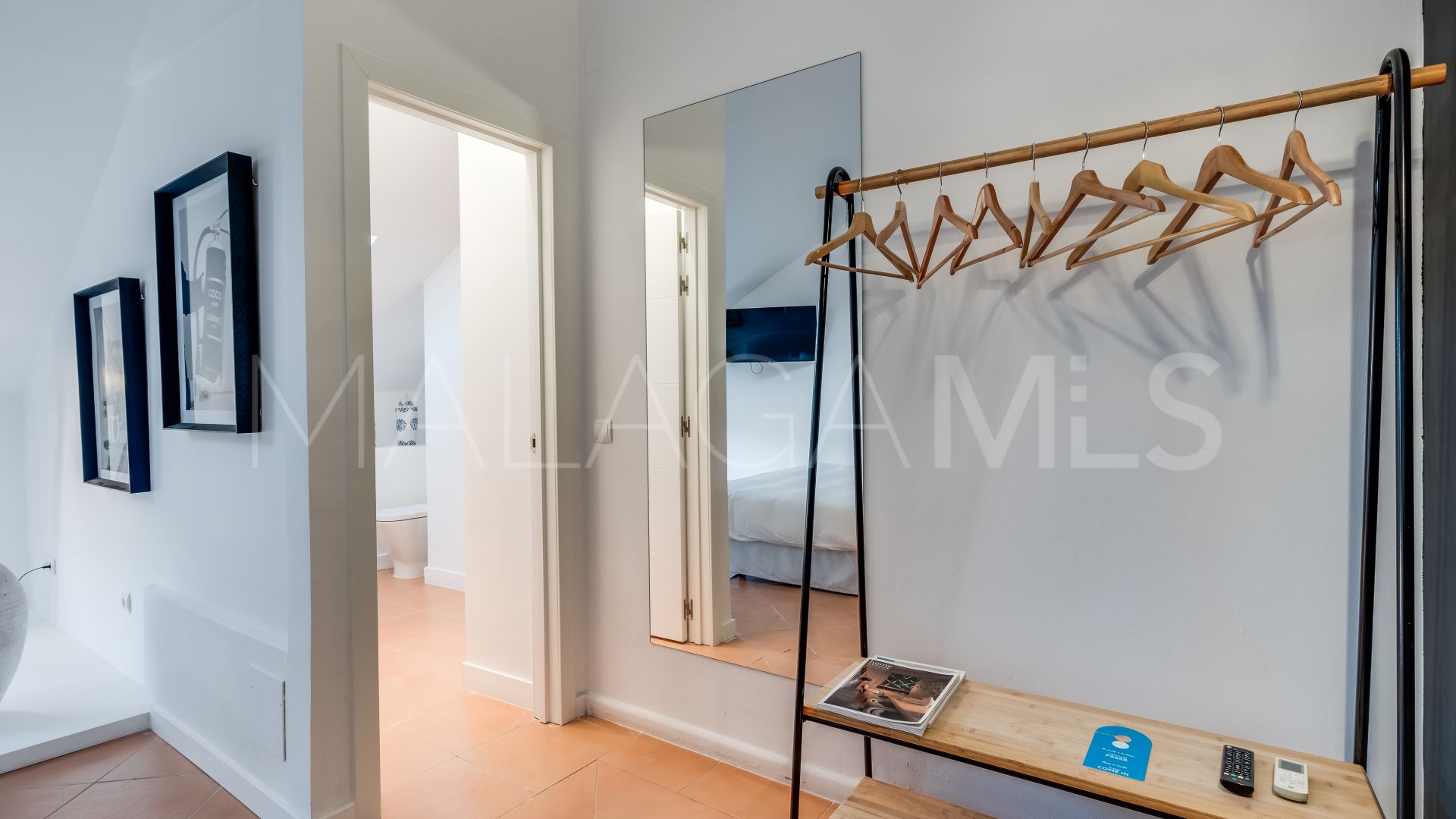 For sale penthouse with 3 bedrooms in Nueva Andalucia