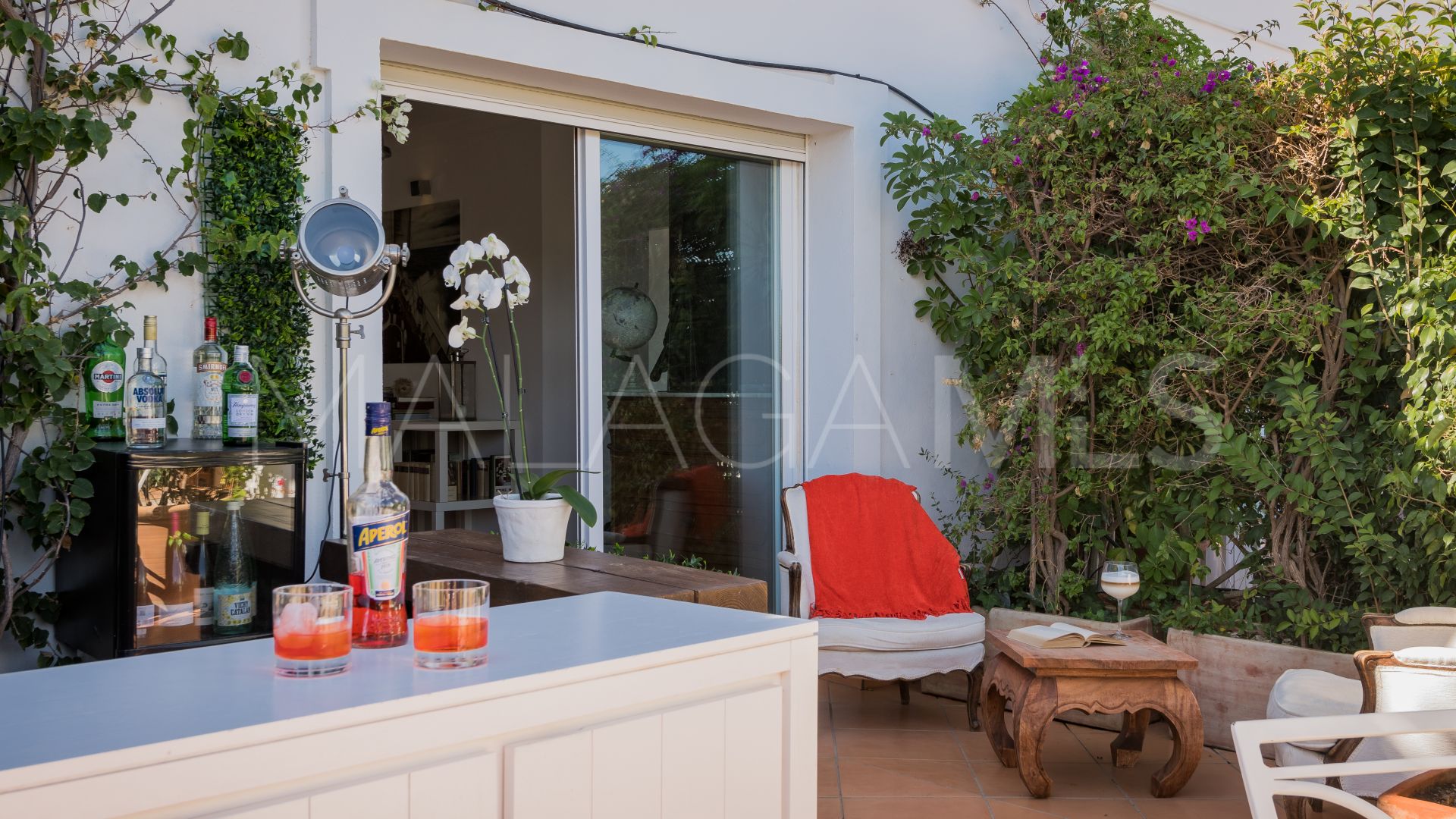 For sale penthouse with 3 bedrooms in Nueva Andalucia