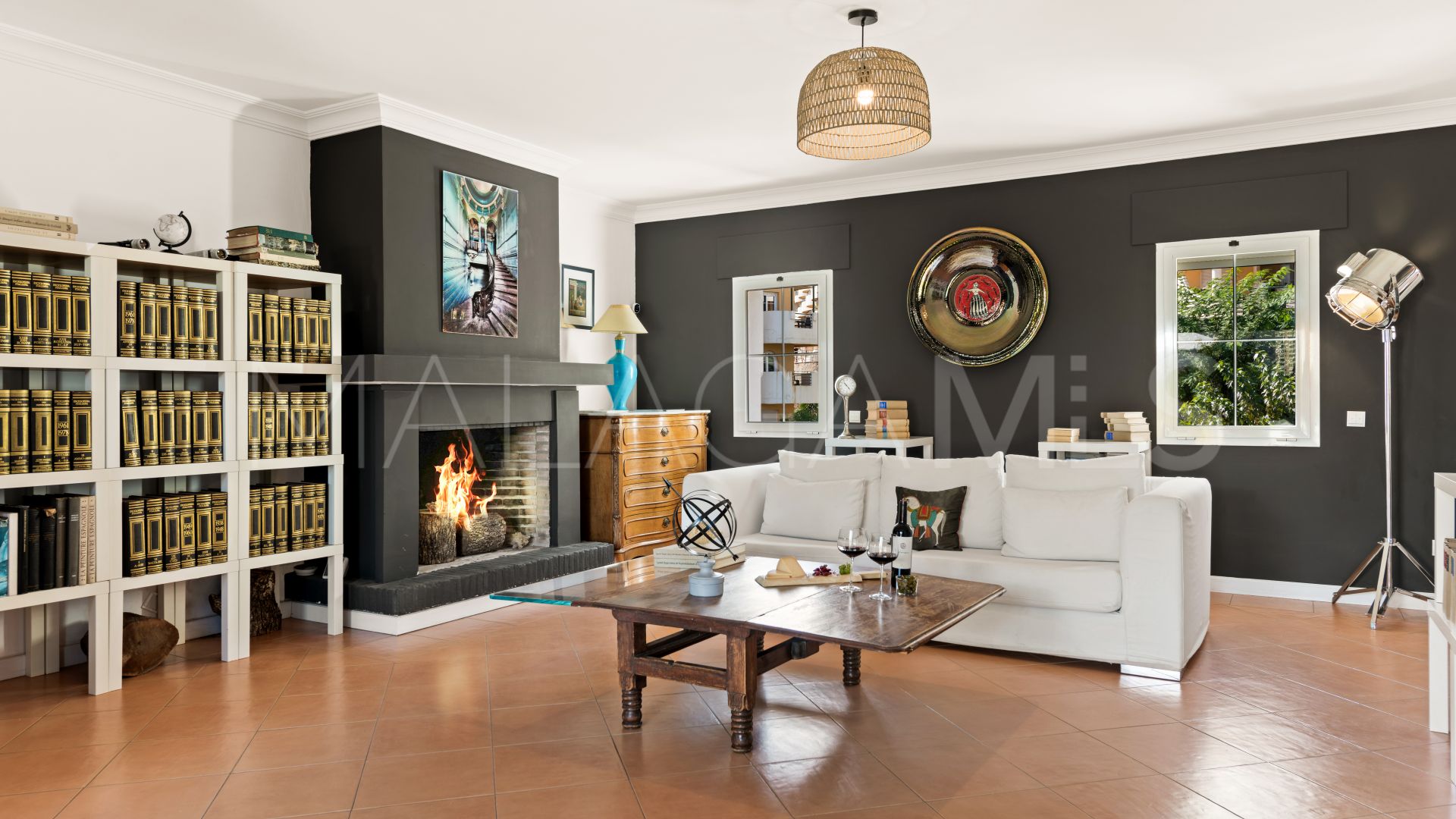 For sale penthouse with 3 bedrooms in Nueva Andalucia