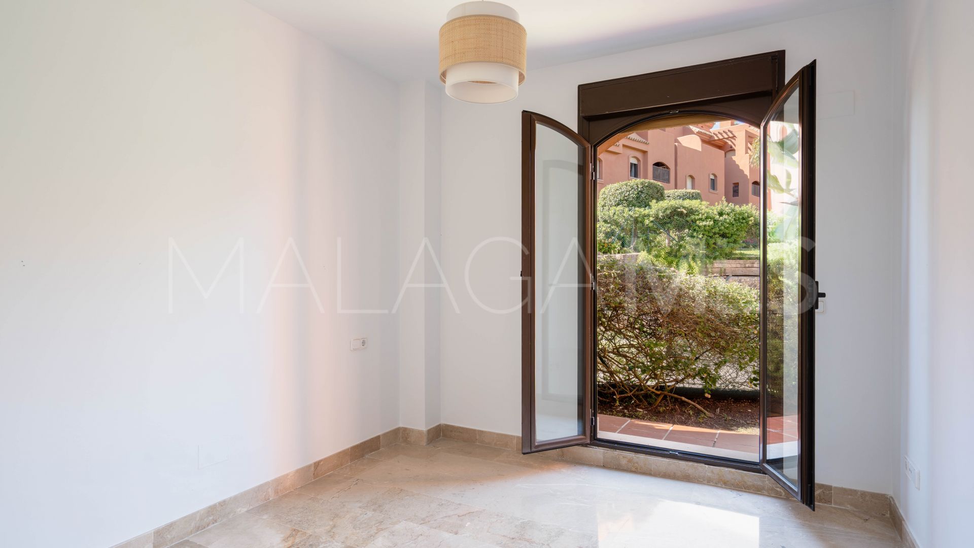 Se vende apartamento planta baja in Costa Galera