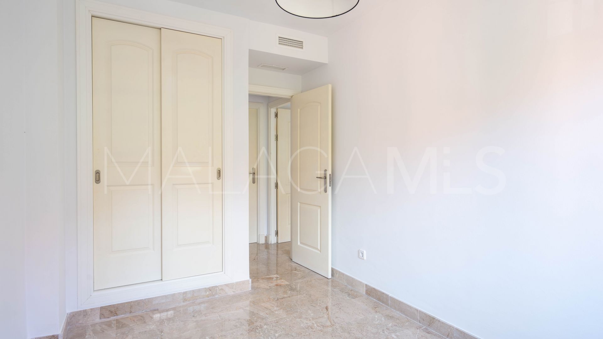 Se vende apartamento planta baja in Costa Galera