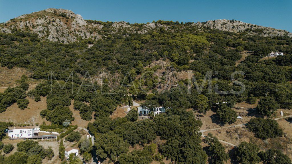 Finca for sale in Casares