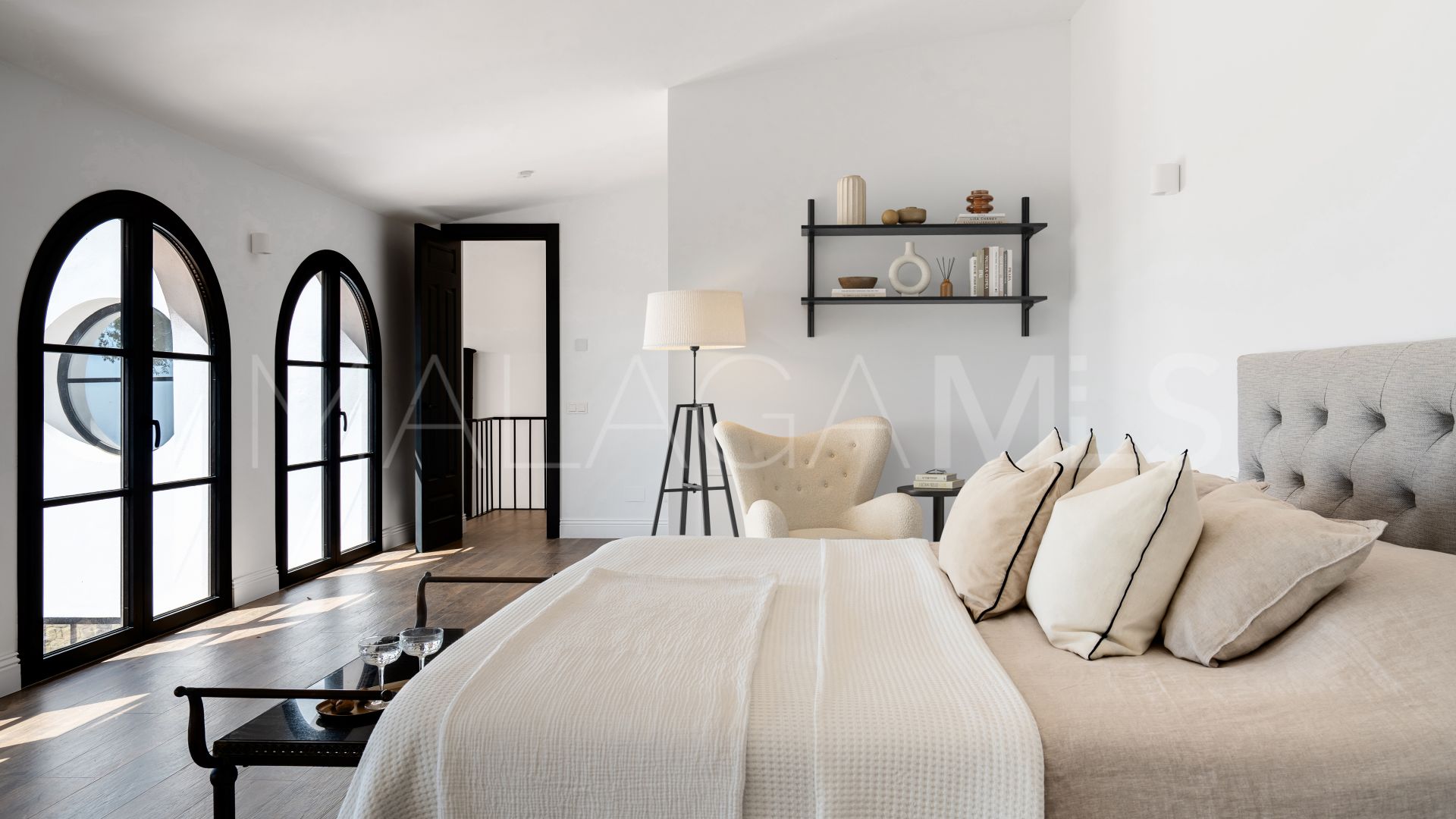 Finca with 5 bedrooms for sale in Casares