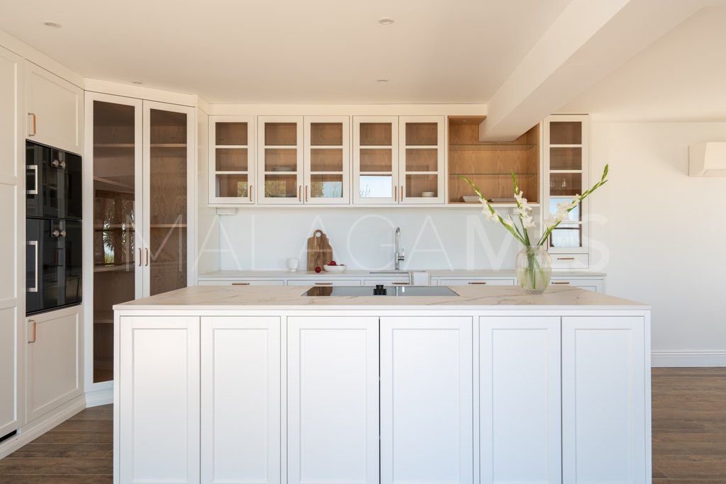 Finca for sale in Casares