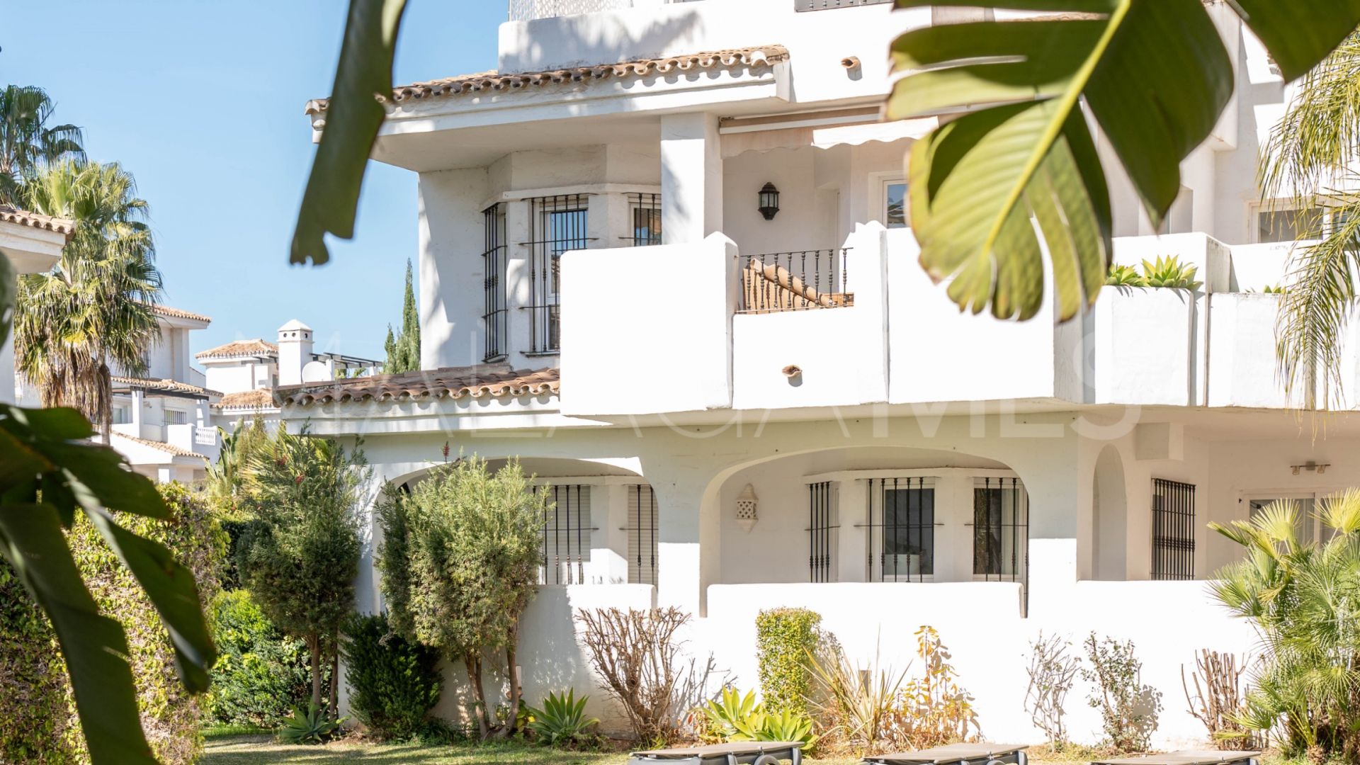 For sale Los Naranjos de Marbella duplex penthouse