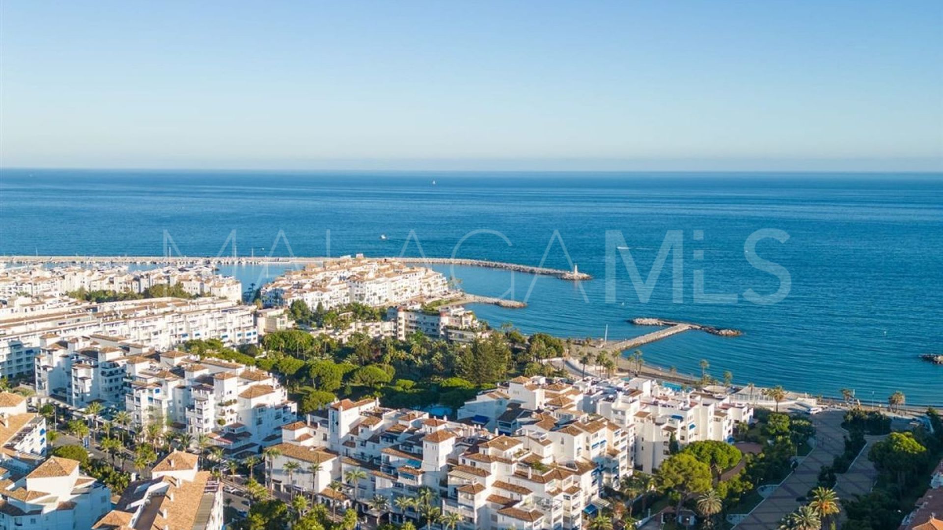 Lägenhet for sale in Nueva Andalucia
